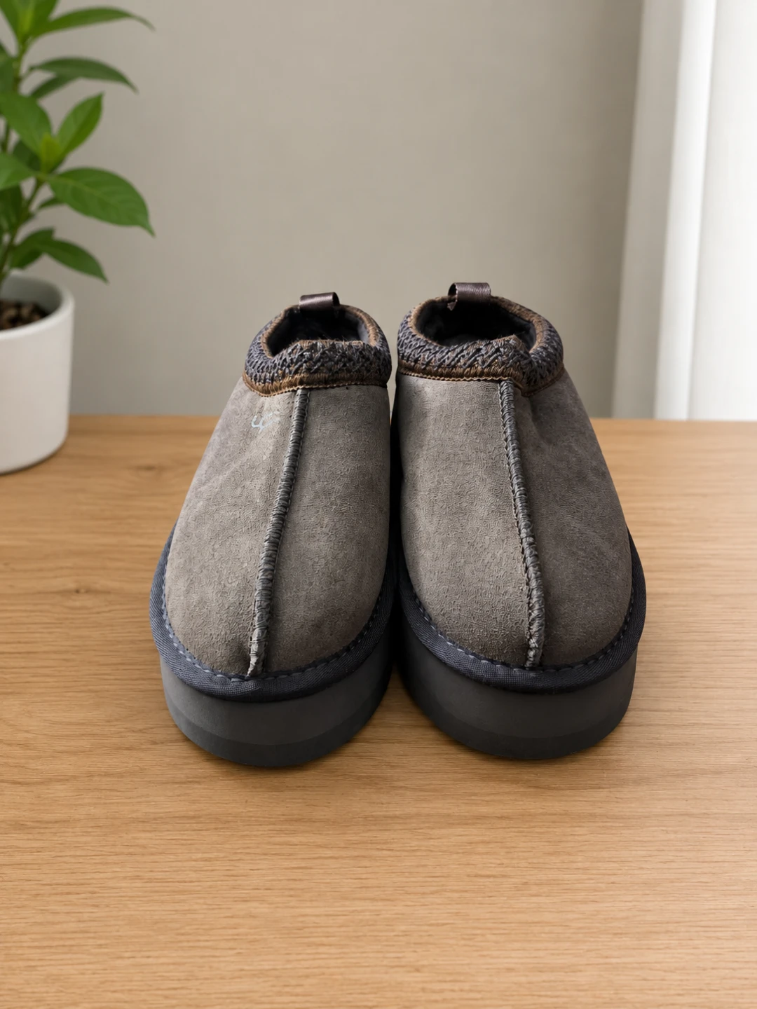 UGG Scuffette Slipper Dark Brown