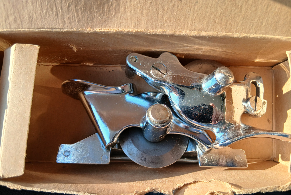 A. Richard TR-22 Trimmer Decoupage Tool - photo 2