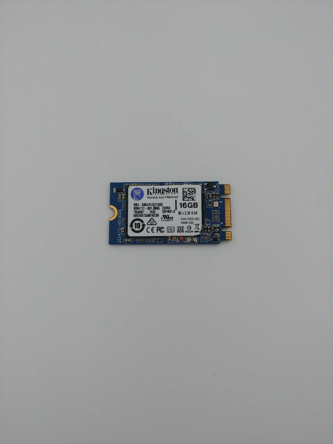 Kingston 16 GB nvme