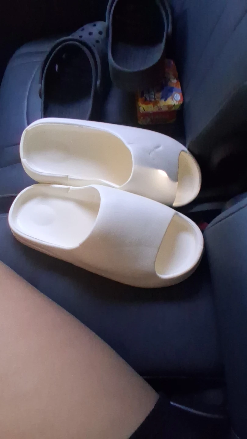 Balenciaga Runner Sneakers Size 40