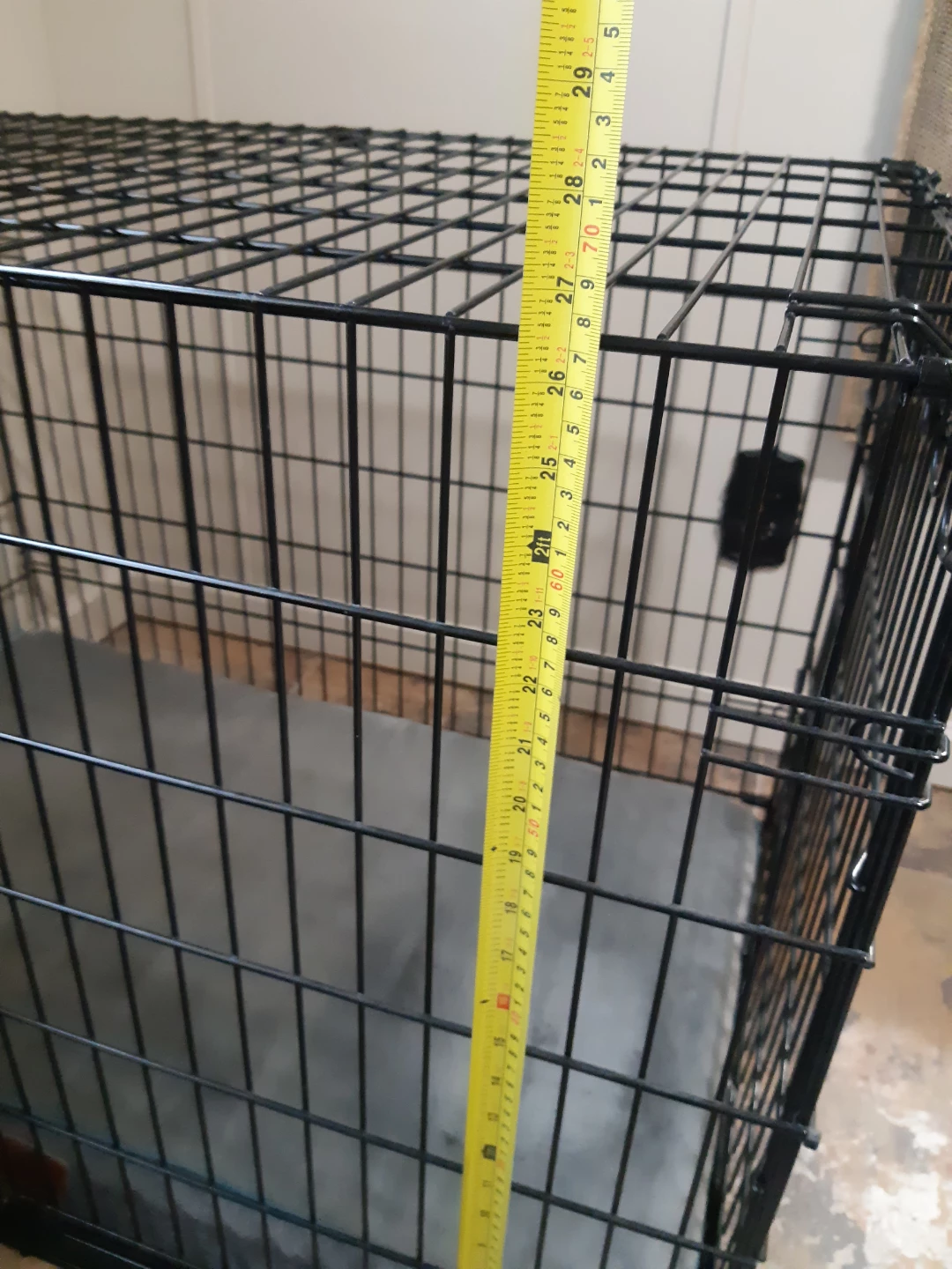 Large Petmate Dog Crate; 36" x 24" × 26" & dog bed set - photo 3