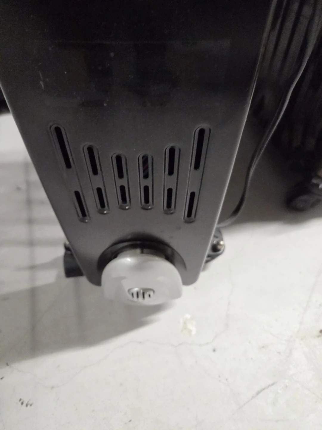 Portable Oil-Filled Heater - photo 3