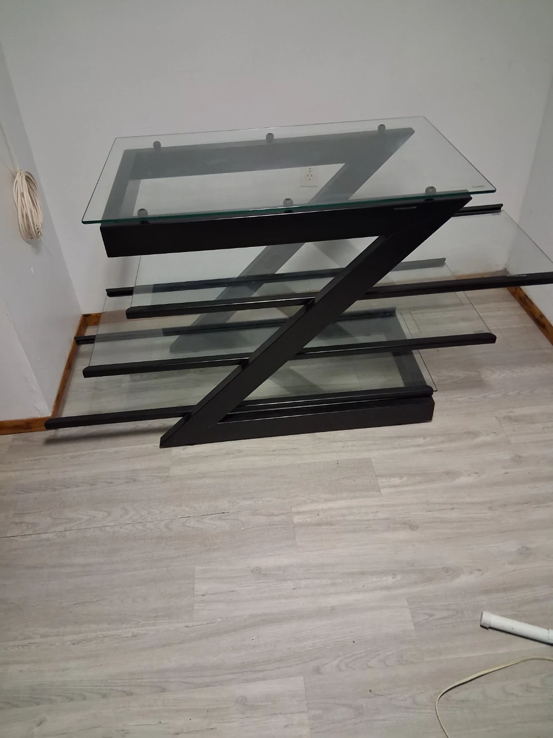 Bell.oggetti Glass and Metal Z-Shape Entertainment Stand - photo 3