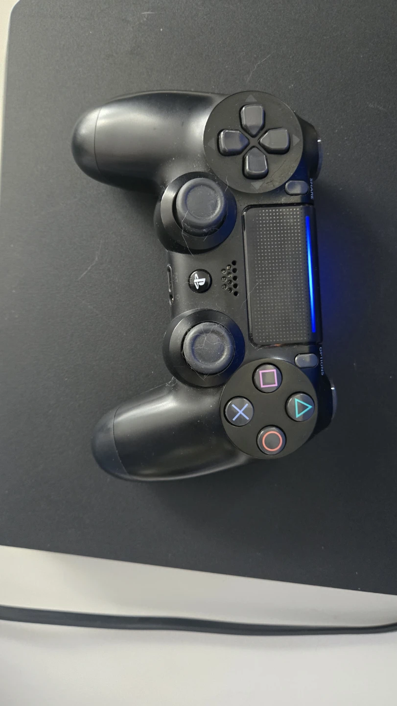 Sony PlayStation 4 Slim with Controller and Charging Dock - photo 4