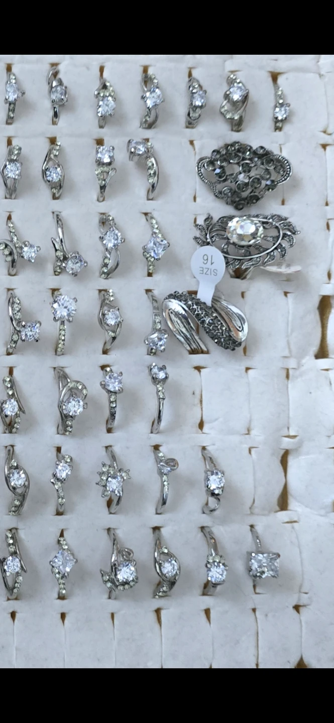 NEW $15 FOR Lot of assorted rings - photo 4