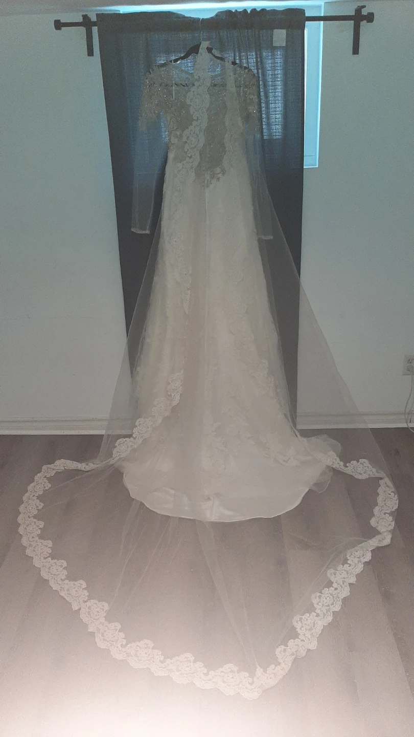White Lace Wedding Dress with Long Sleeves and Train - photo 3