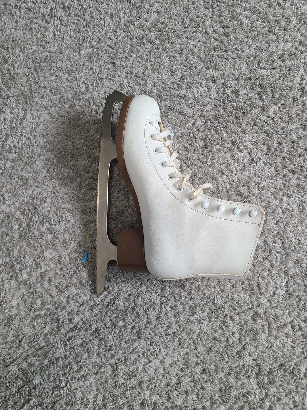 White Figure Skates with Blade Guards - photo 3