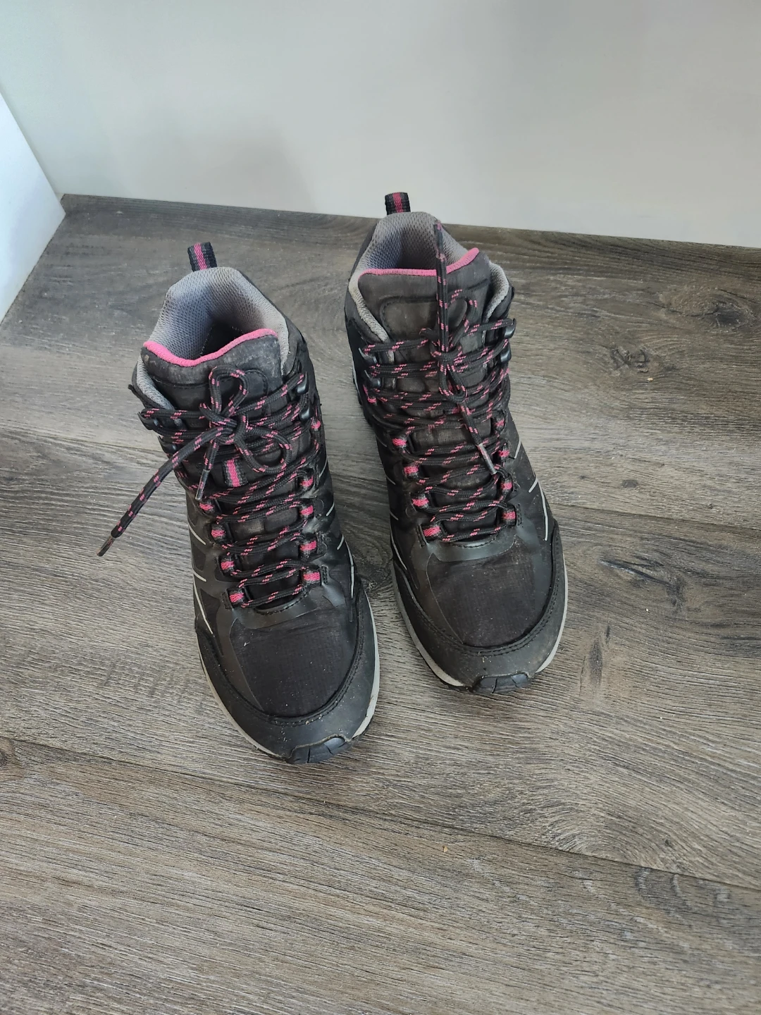 Mountain Warehouse Isodry Softshell Hiking Boots - Women's 7 - photo 3