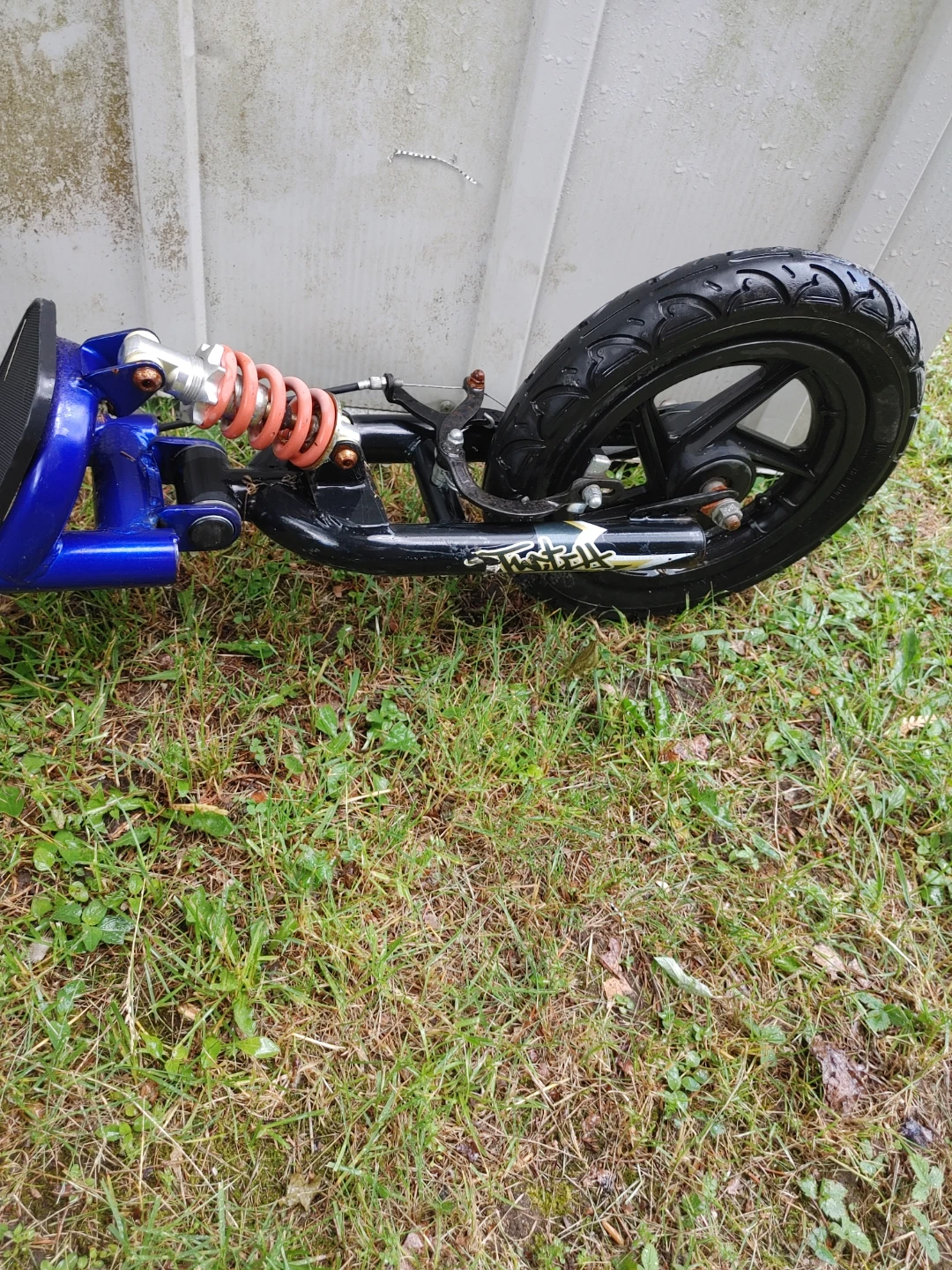 POWER-Assisted Scooter - photo 3