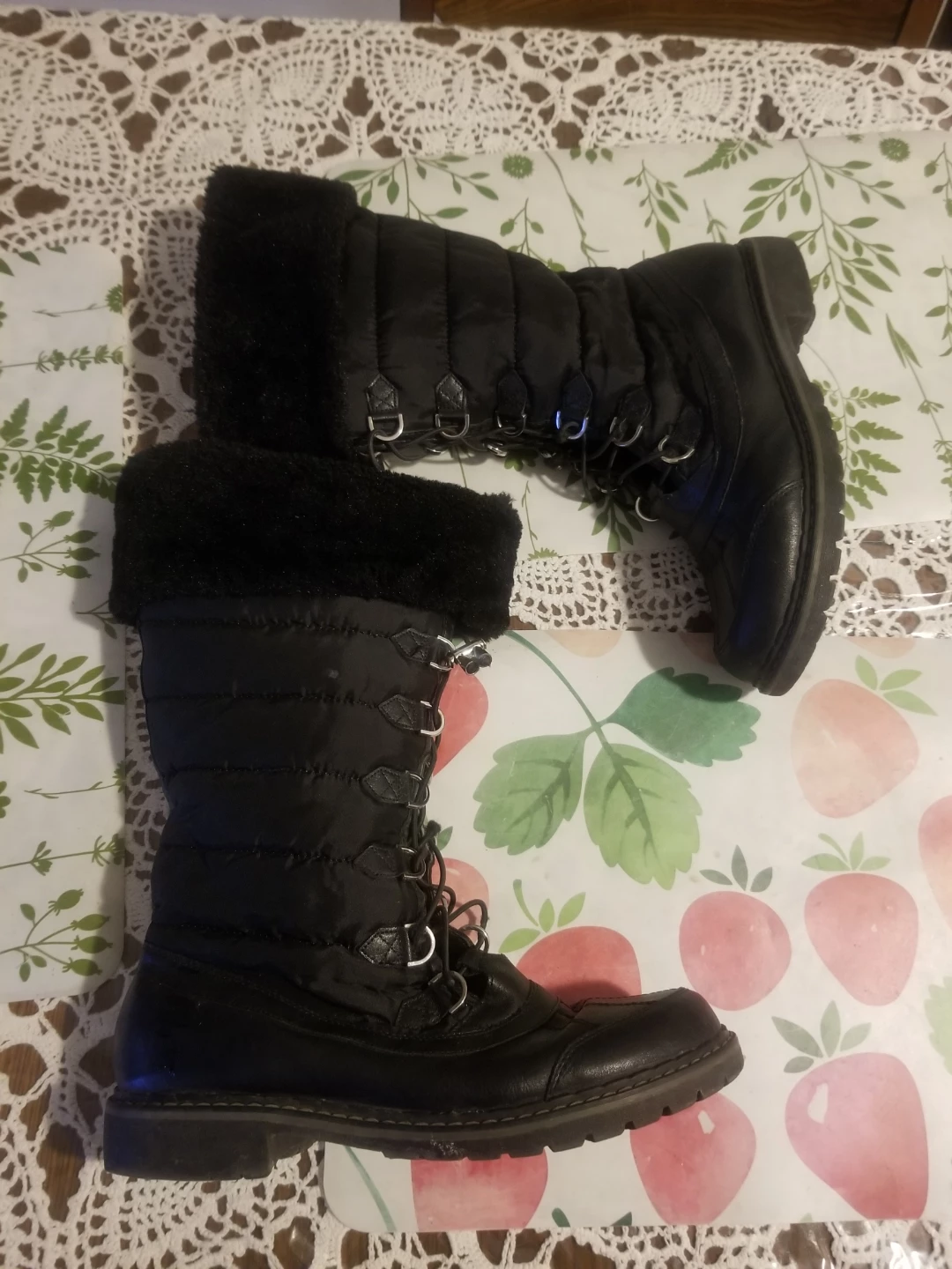 Women's Black Fur Insulation Winter Boots Size 10 - photo 2