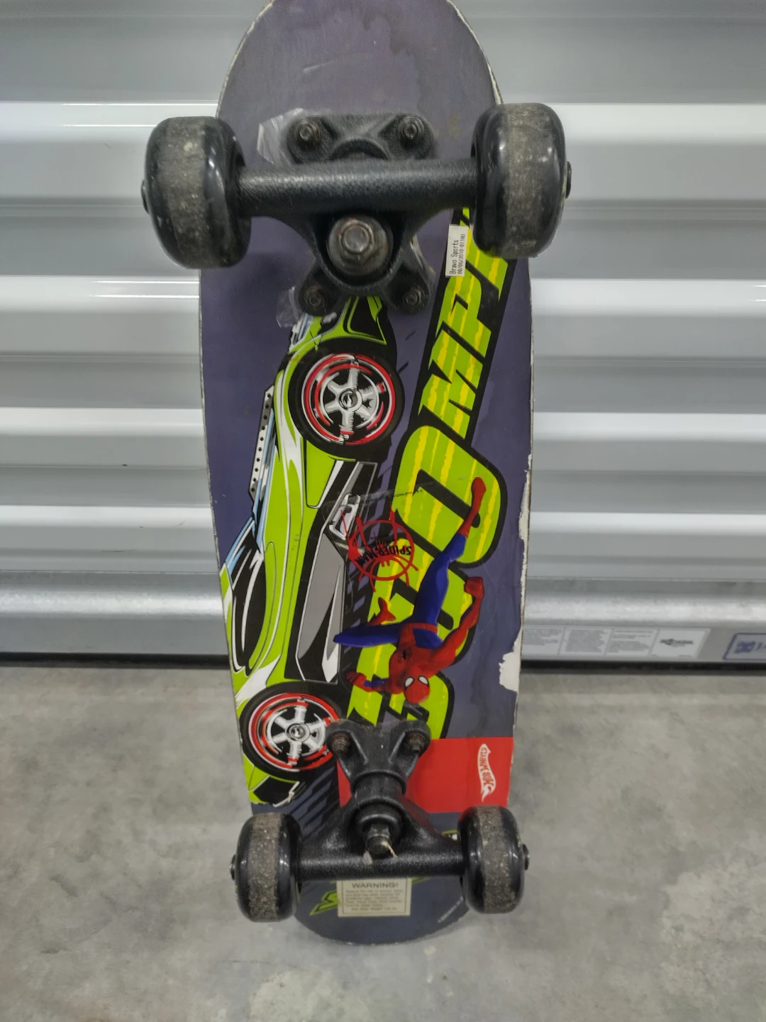 Hot Wheels Skateboard 20" long - photo 2