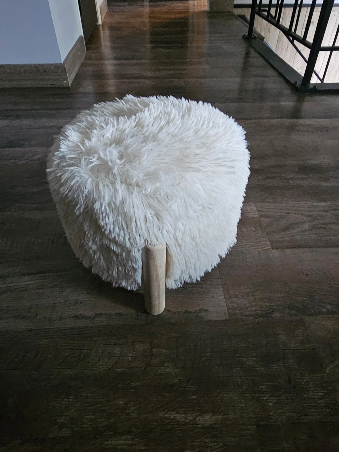 White Shaggy Faux Fur Ottoman Footstool - photo 2