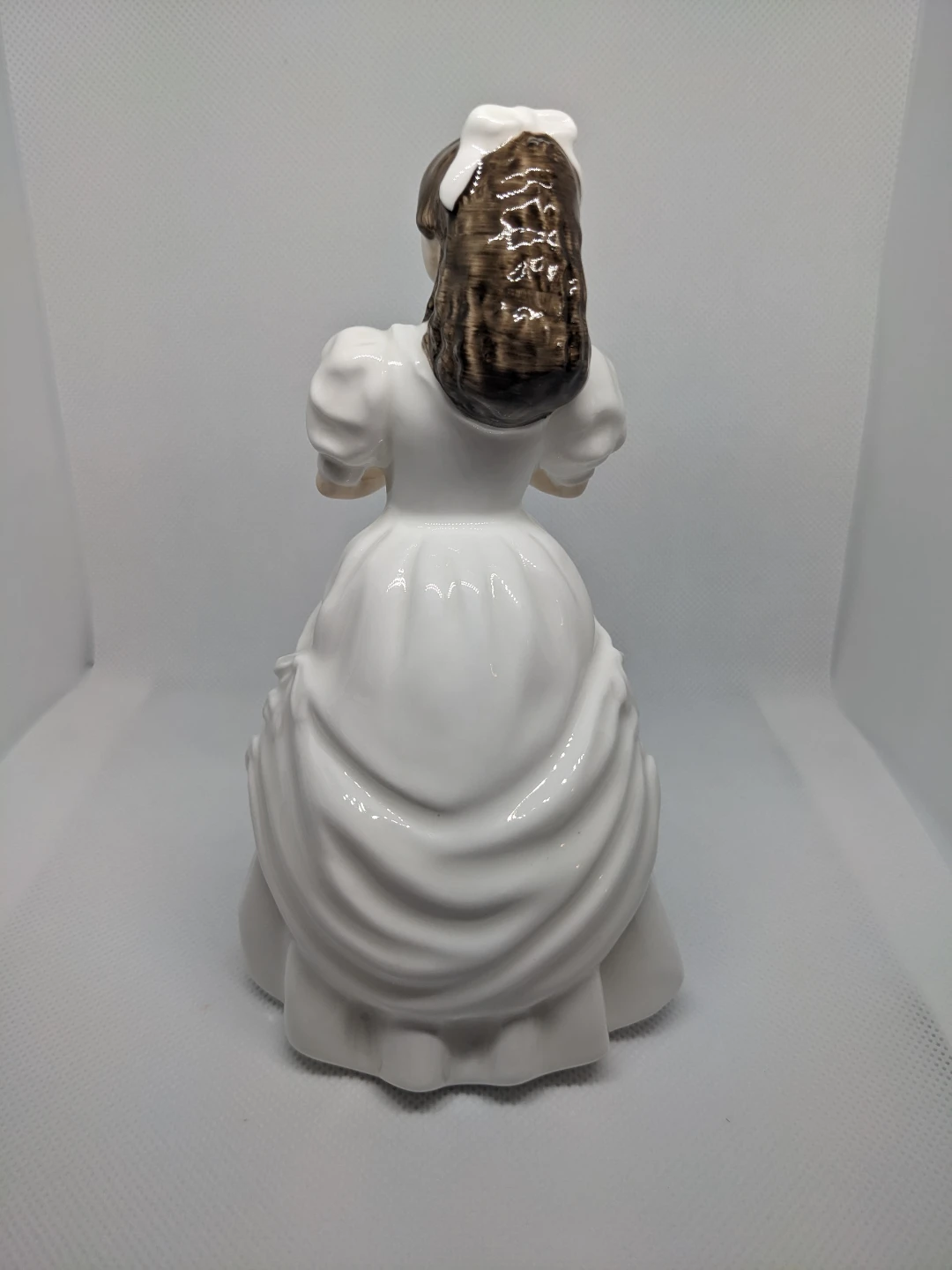 Royal Doulton "Birthday Girl" Vintage Figure - photo 4