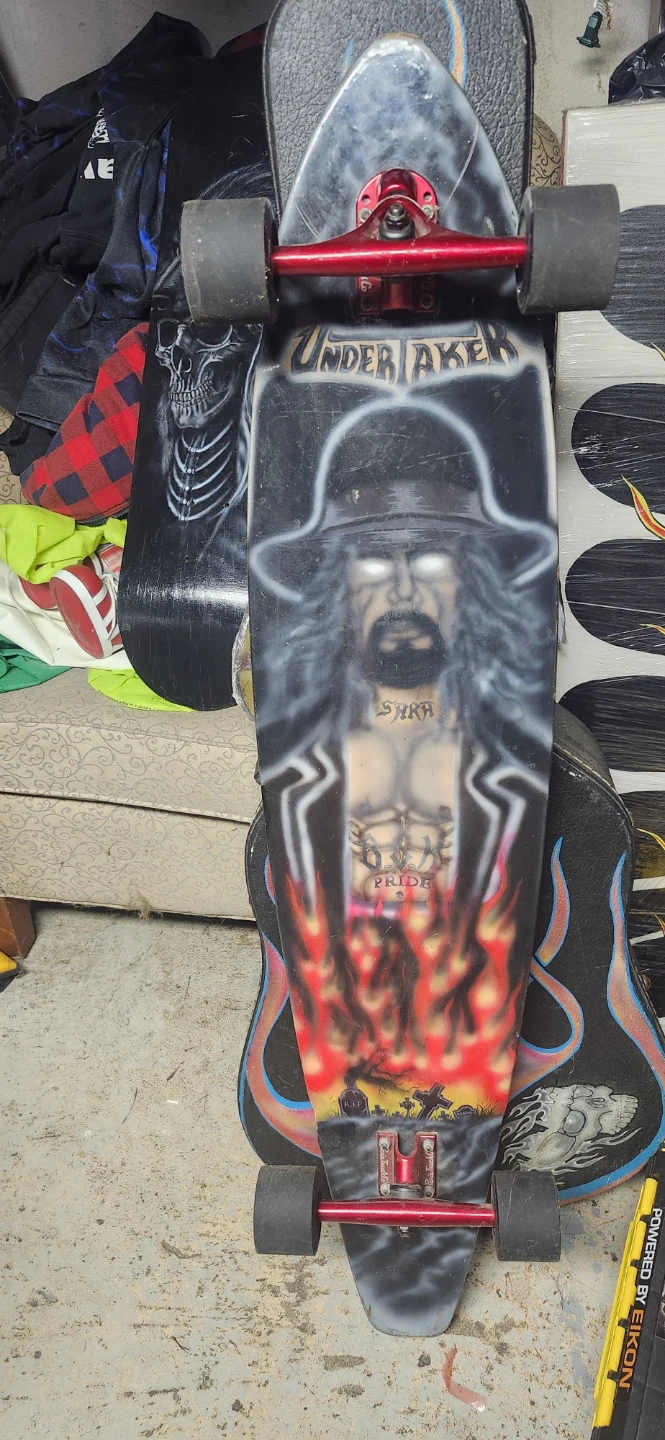 Custom Airbrushed Skateboard Deck