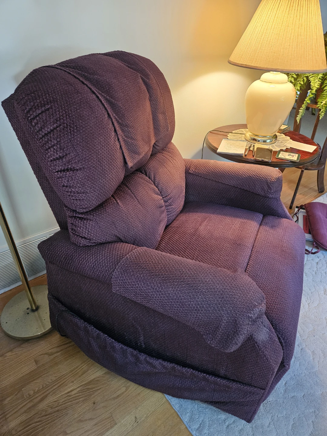 Golden Power Lift Recliner - photo 2