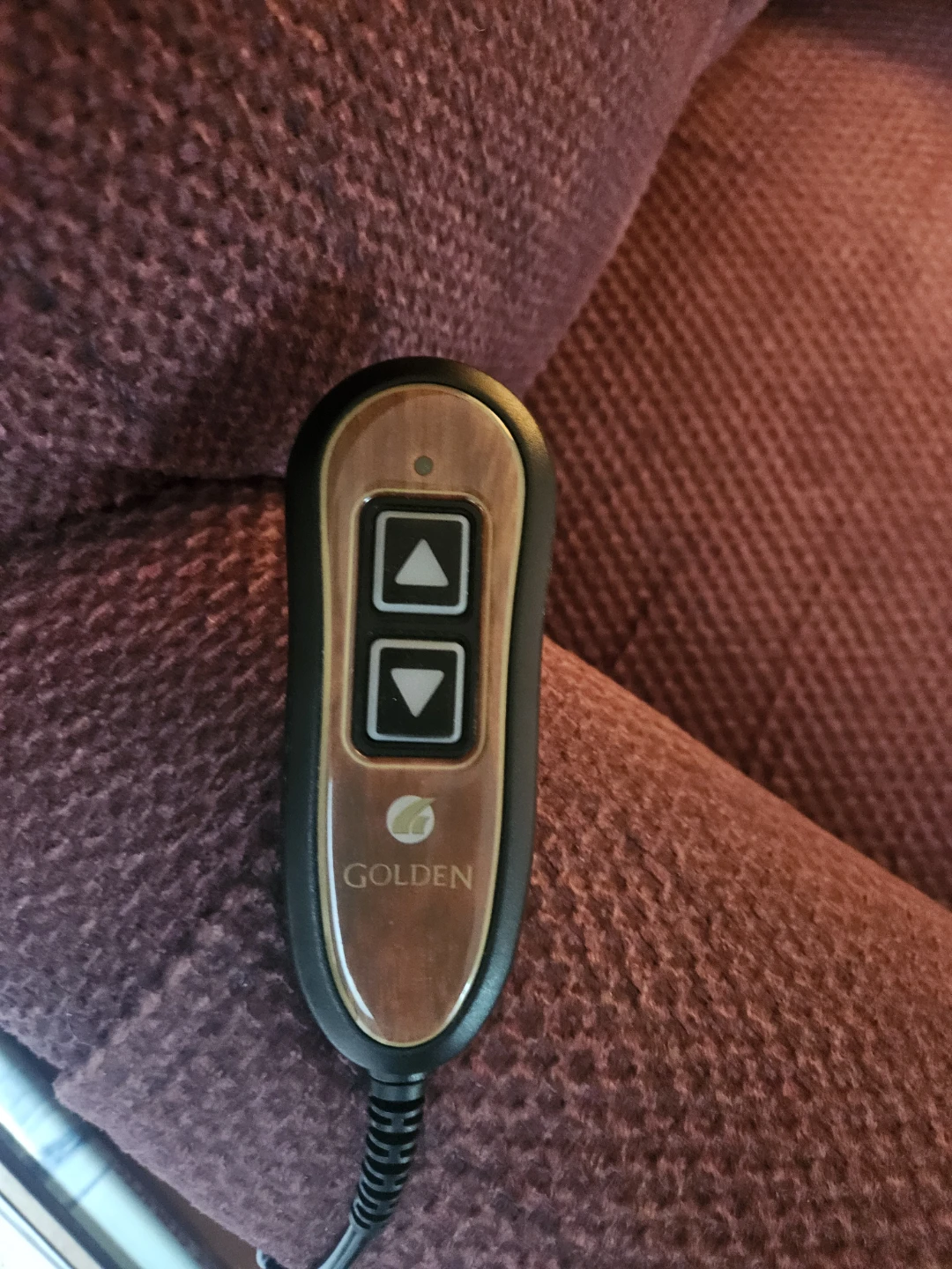 Golden Power Lift Recliner - photo 4