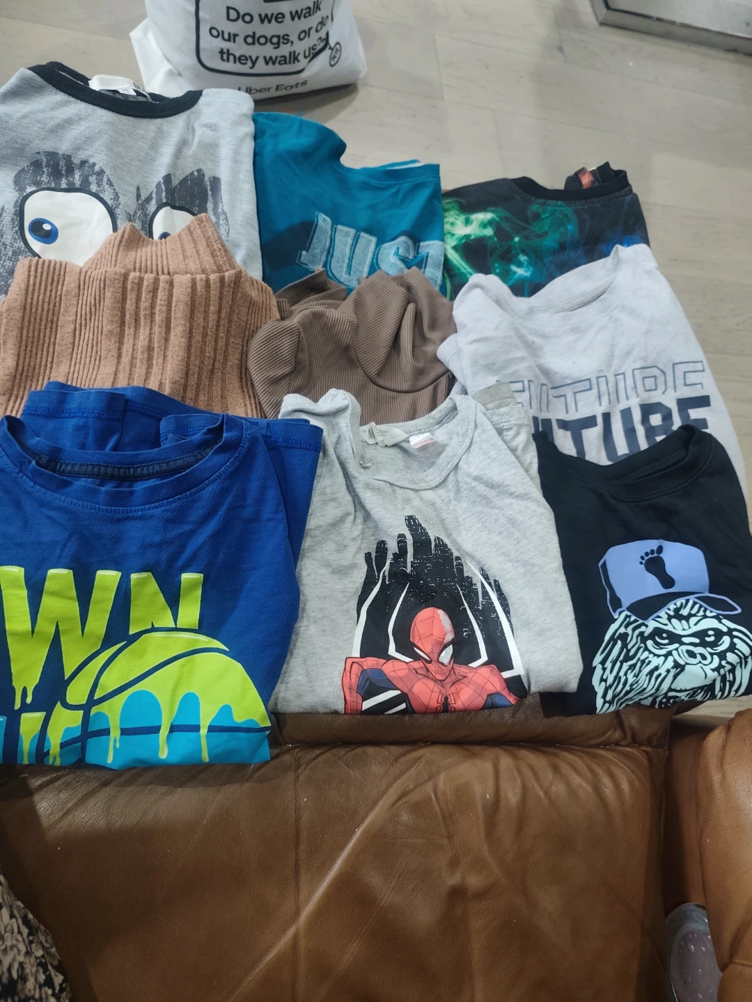 Bundle of Kids' full sleeve T-shirts 7-8 yrs - photo 2