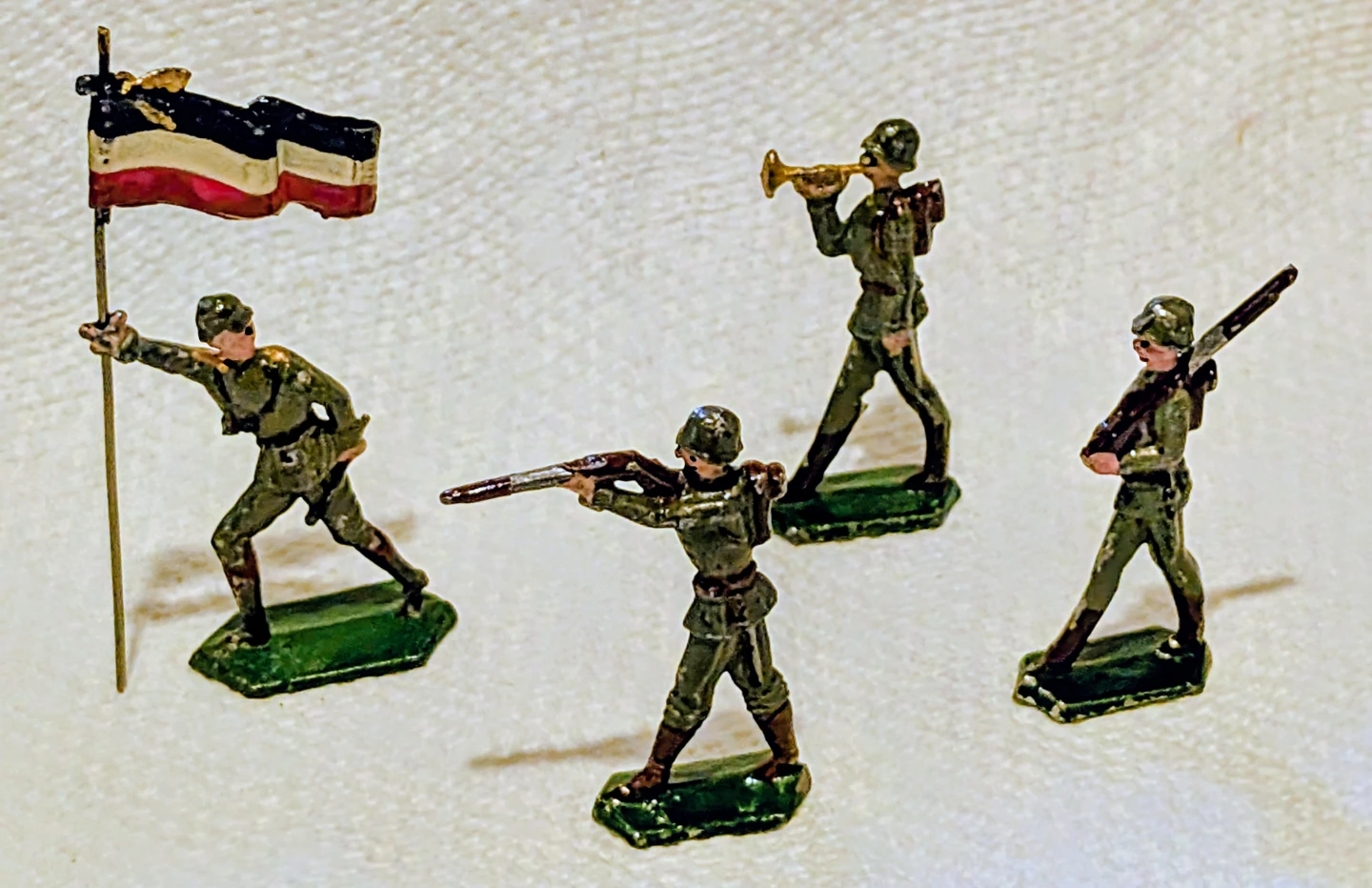 Set of 4 Vintage Toy Soldiers