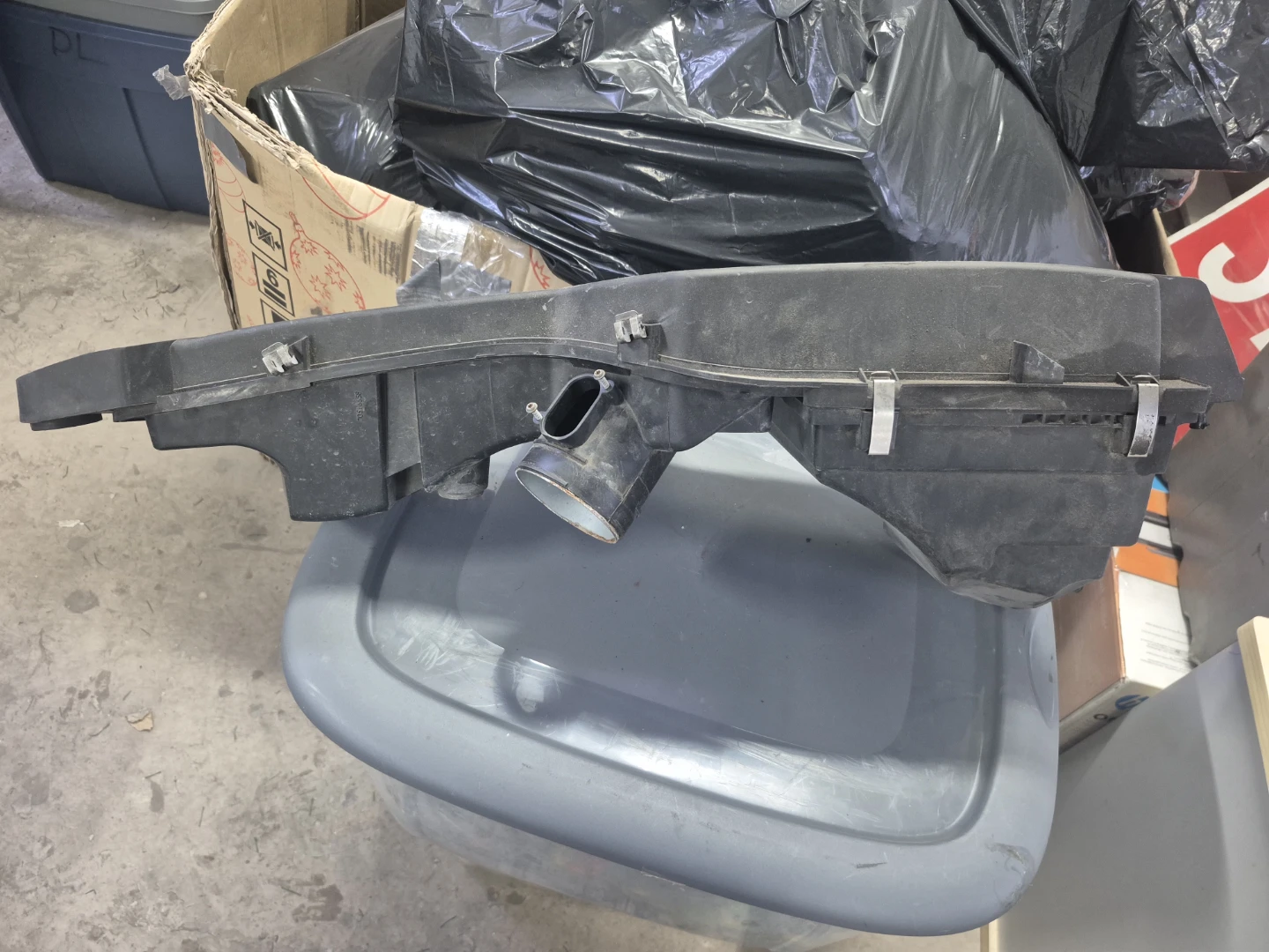 BMW Catalytic Converter and Air Intake Parts - photo 3
