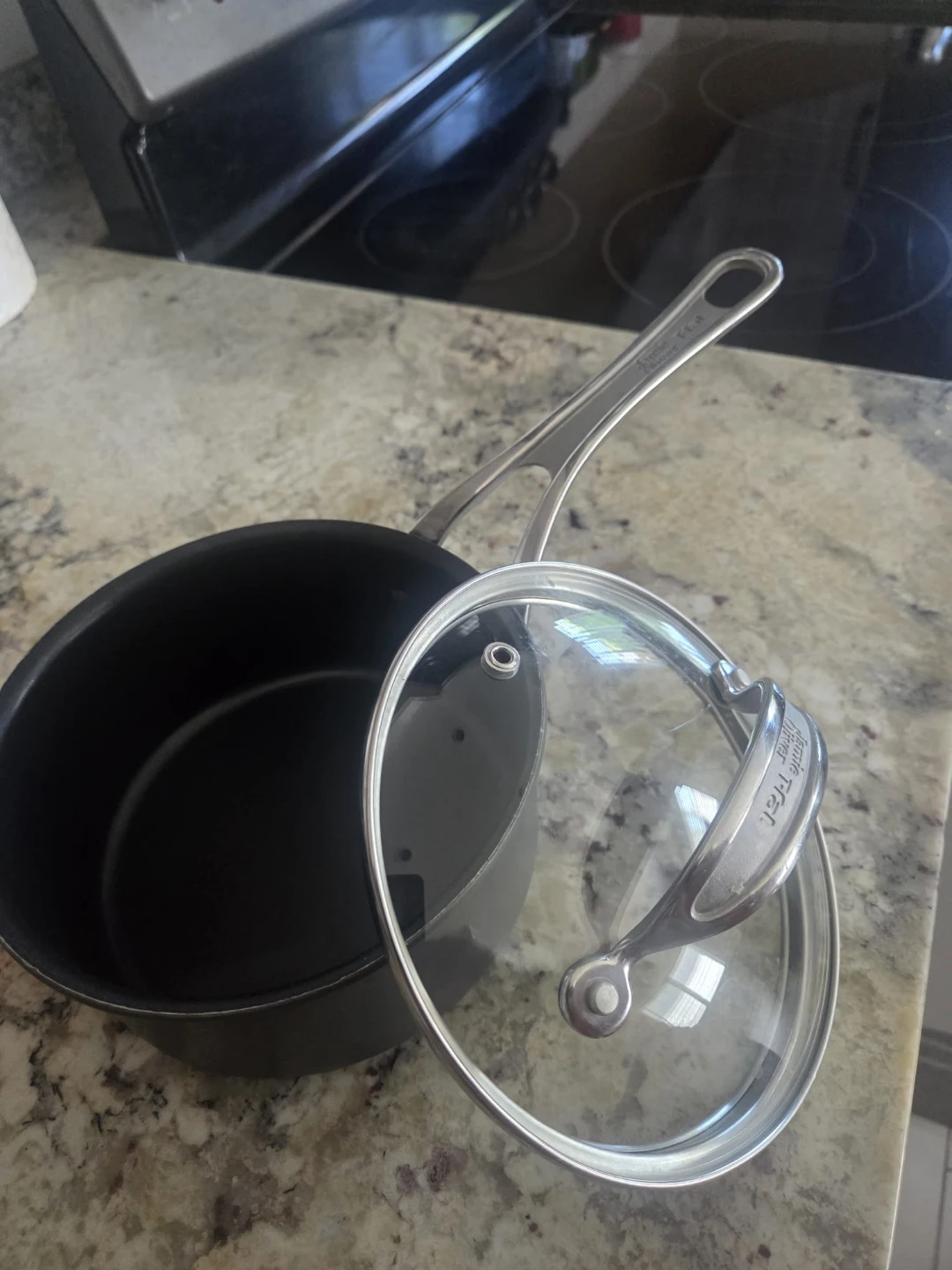 Jamie Oliver T-fal Saucepan with Lid