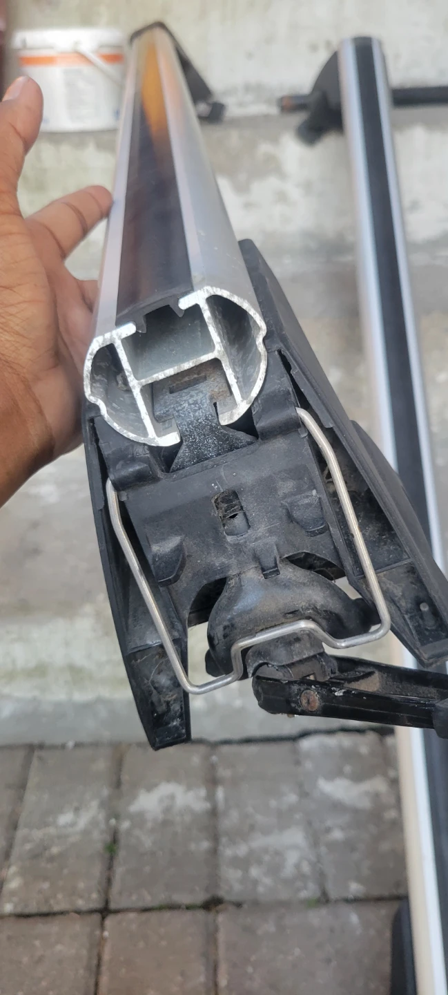 BMW Roof Rack Cross Bars - photo 2