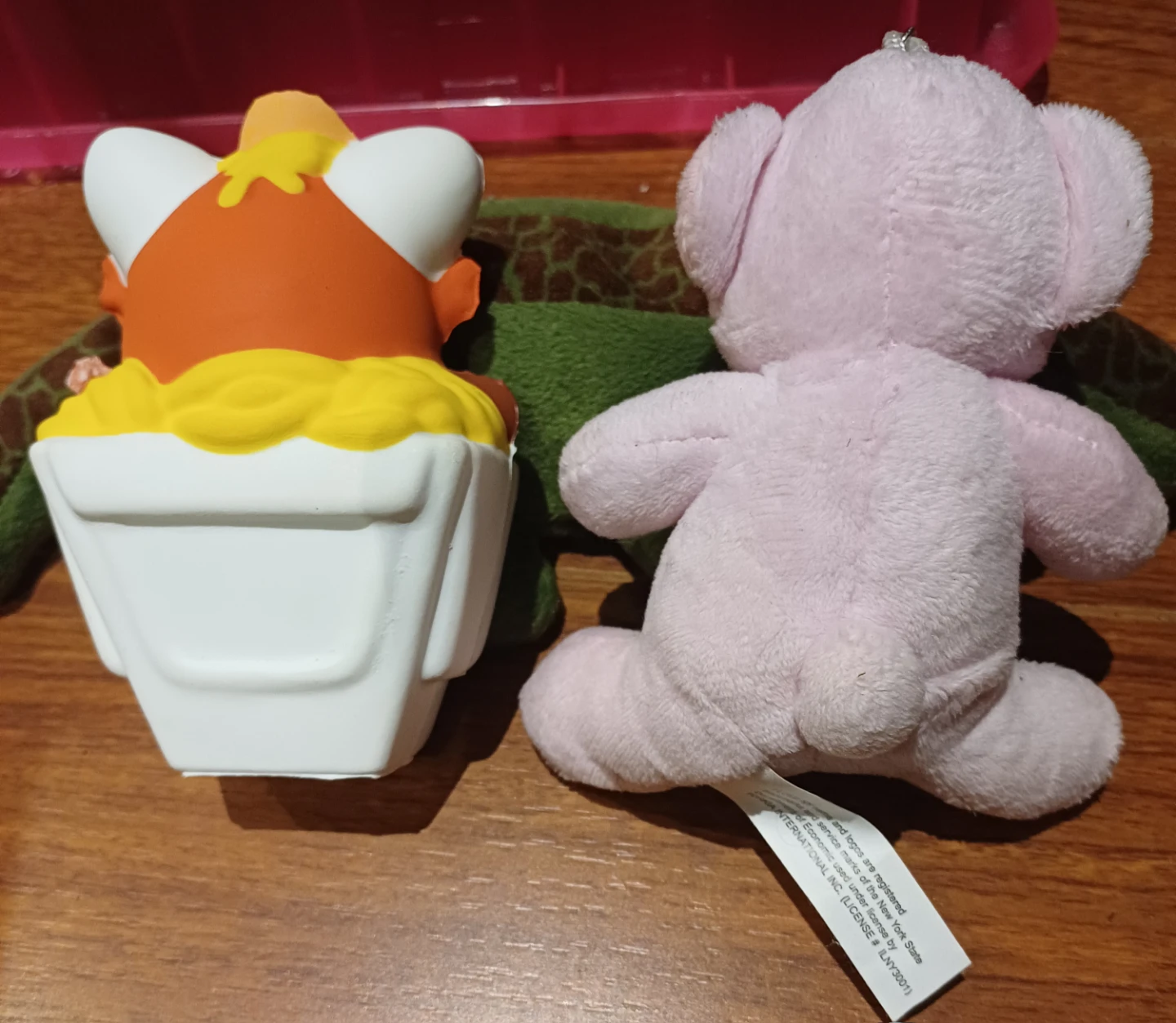 FREE Plush Stuffed Alligator, BEAR KEY CHAIN & SQUISHY TOY - photo 3