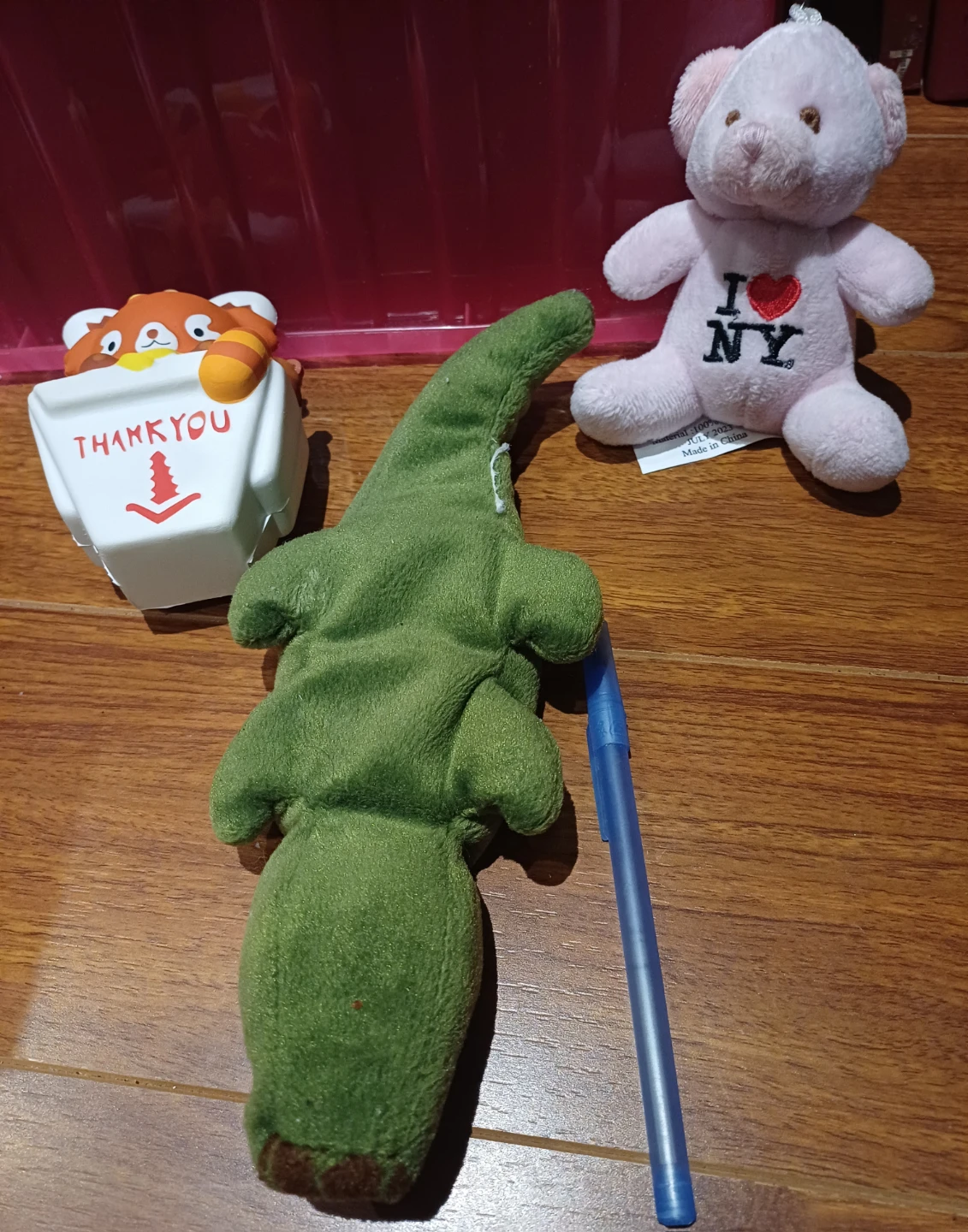 FREE Plush Stuffed Alligator, BEAR KEY CHAIN & SQUISHY TOY - photo 4