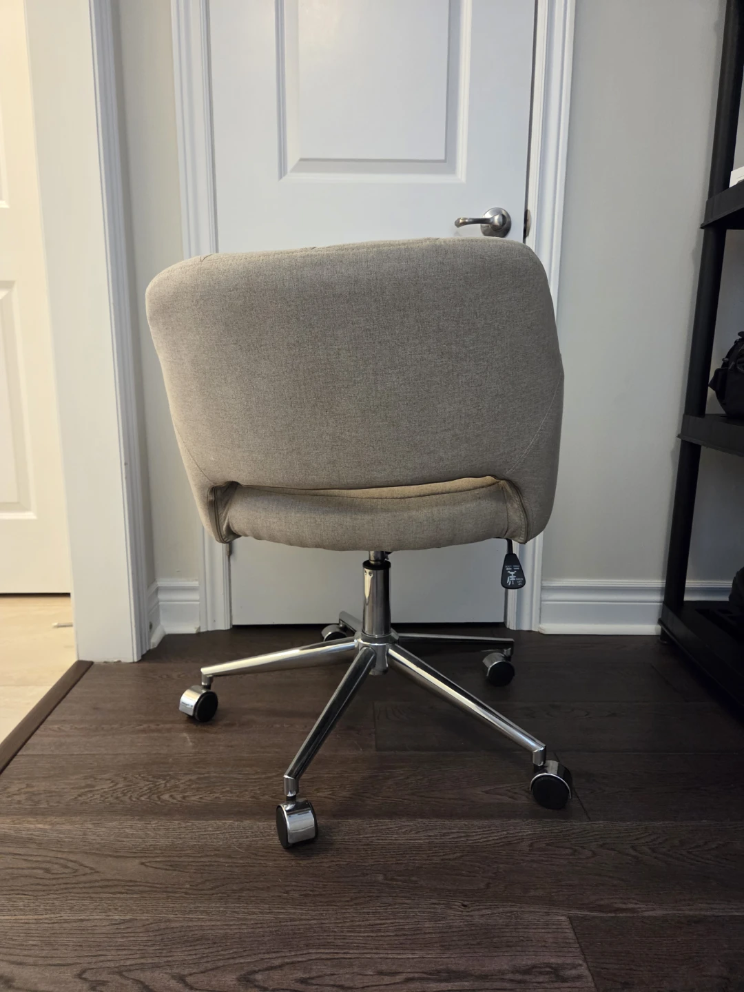 Office Chair - photo 3