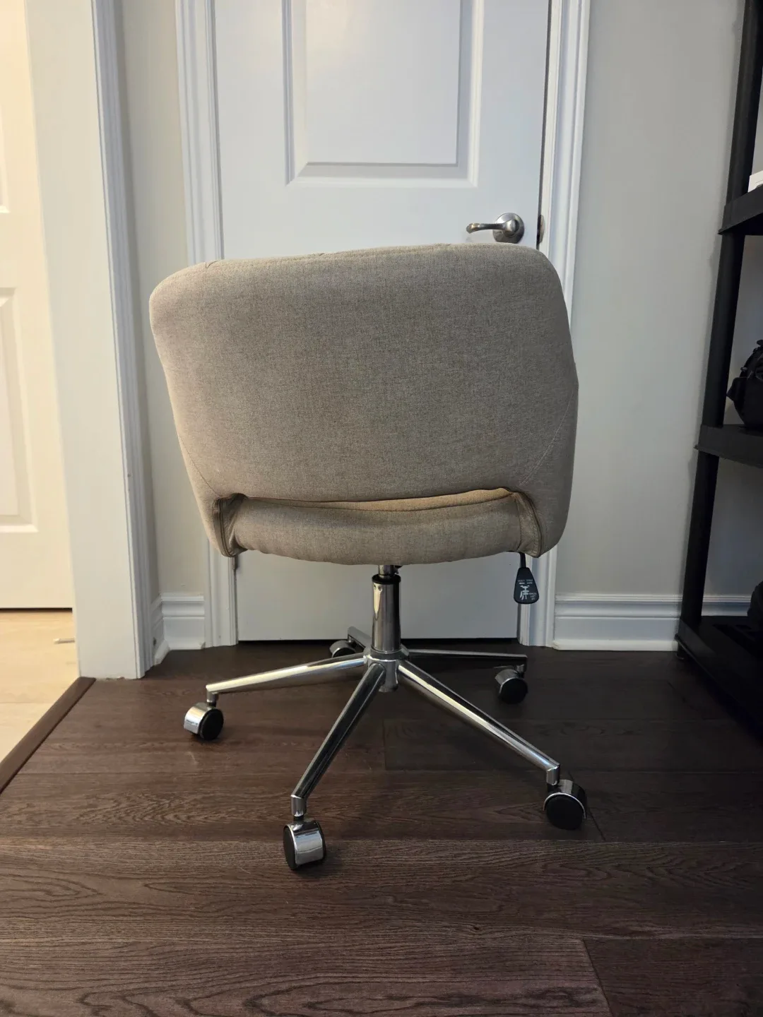 Office Chair - photo 3