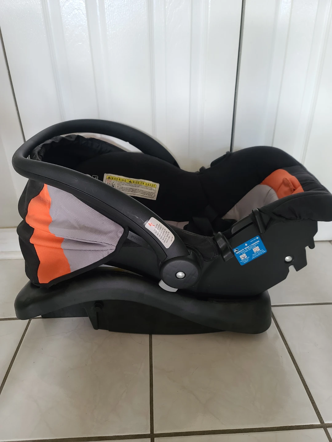 Safety 1st Infant Car Seat with Base