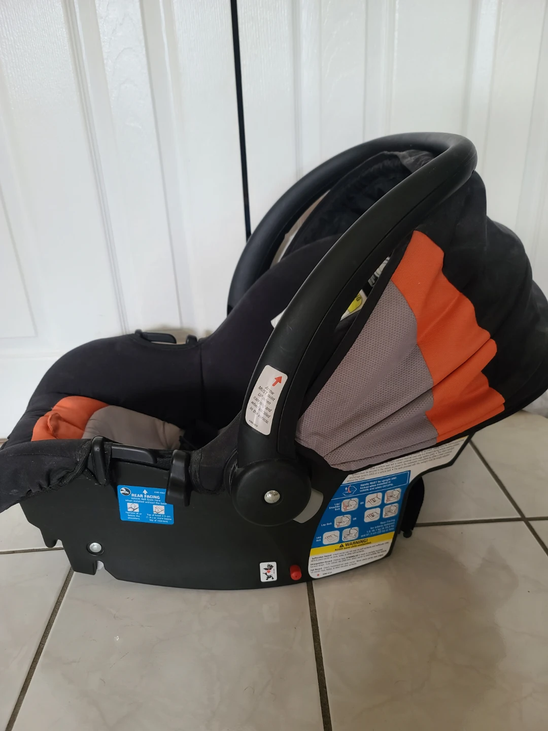 Safety 1st Infant Car Seat with Base - photo 4