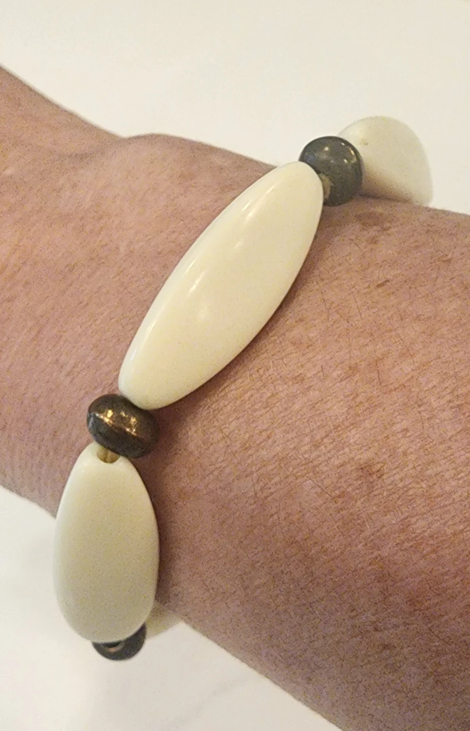 Vintage Beige Oval Bead Stretch Bracelet - photo 3