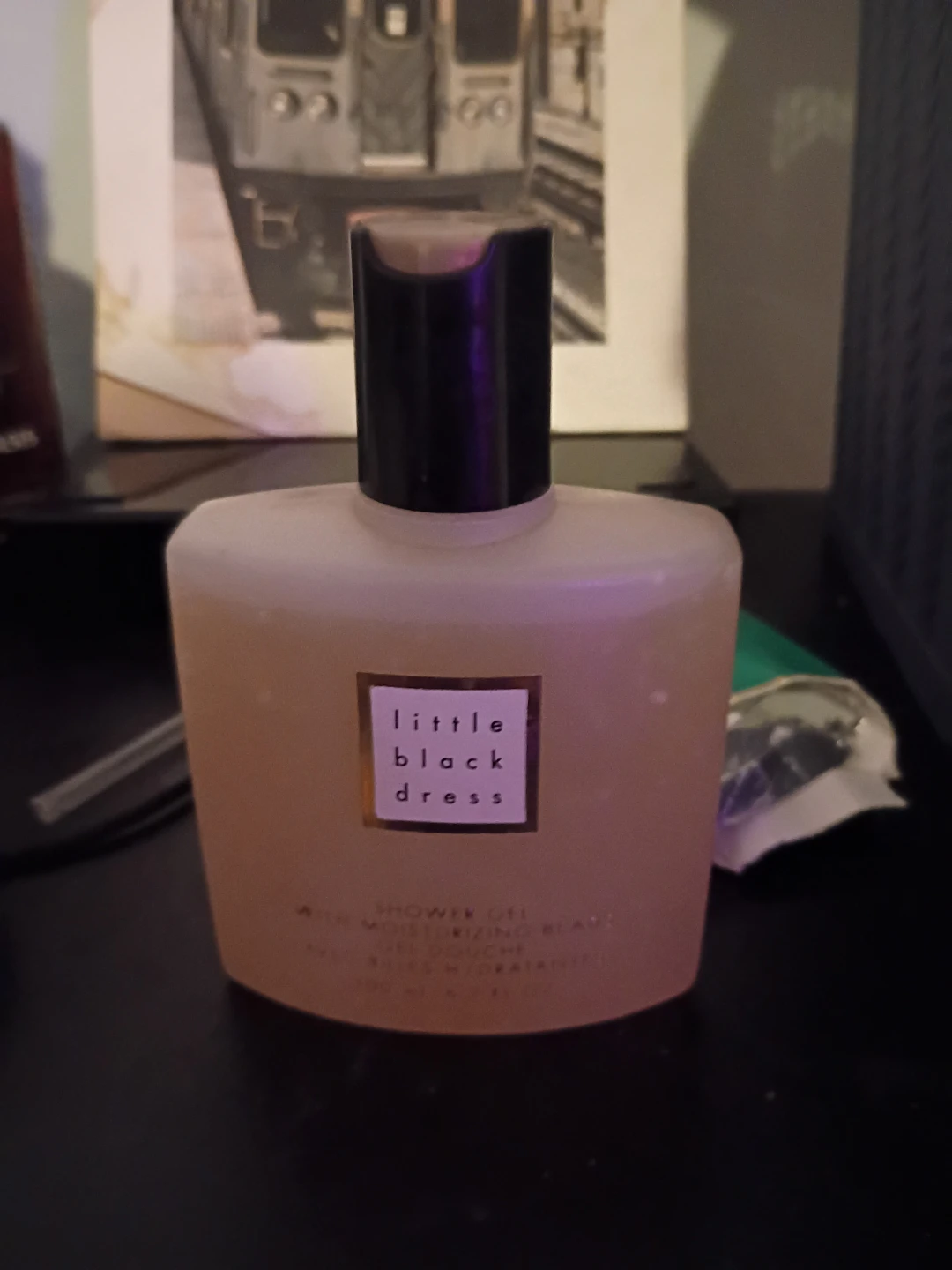 ⚽Glow by J.Lo Little Black Dress Shower Gel