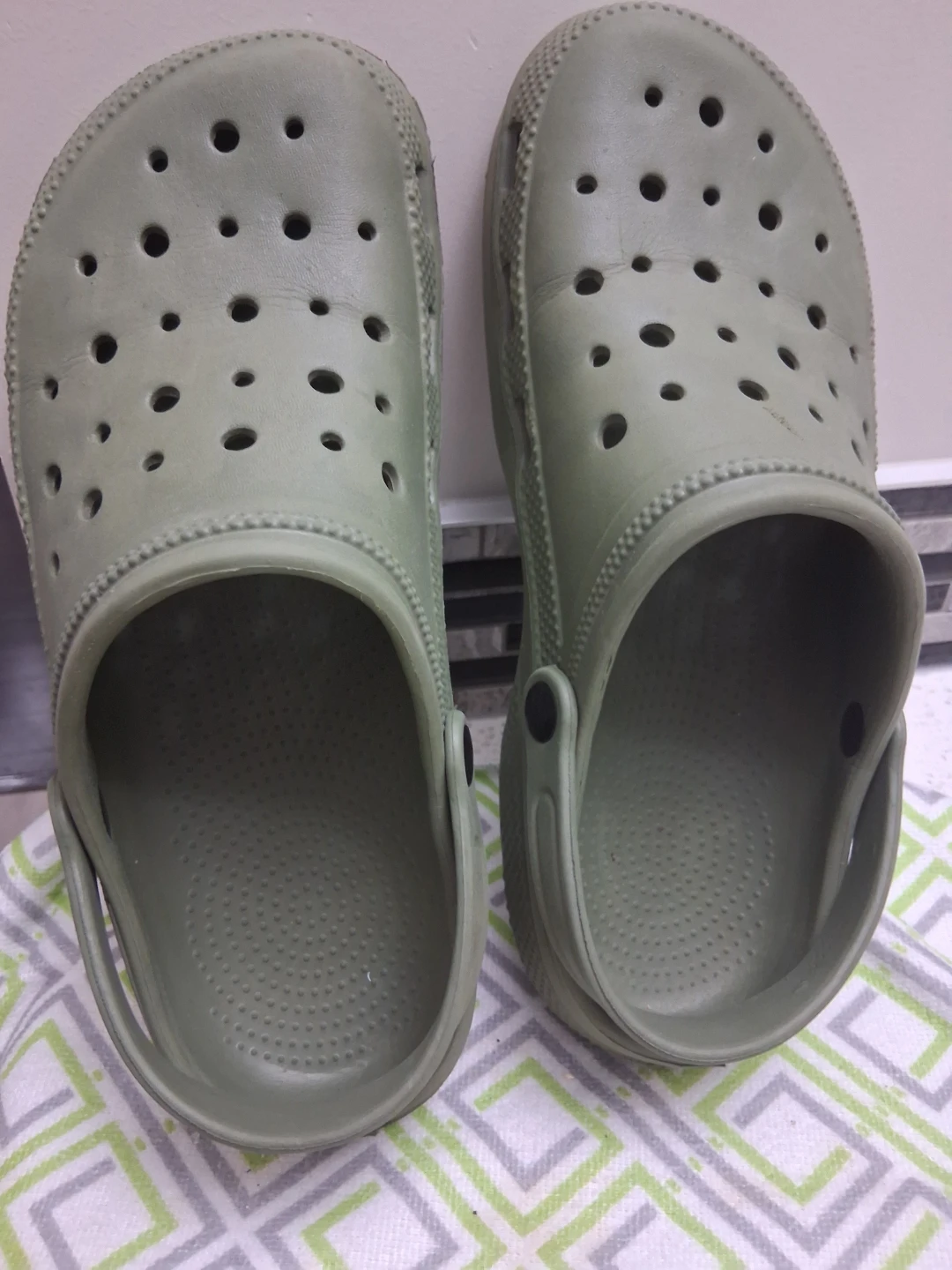 Olive Green Clog SHOES SIZE 11 - photo 4