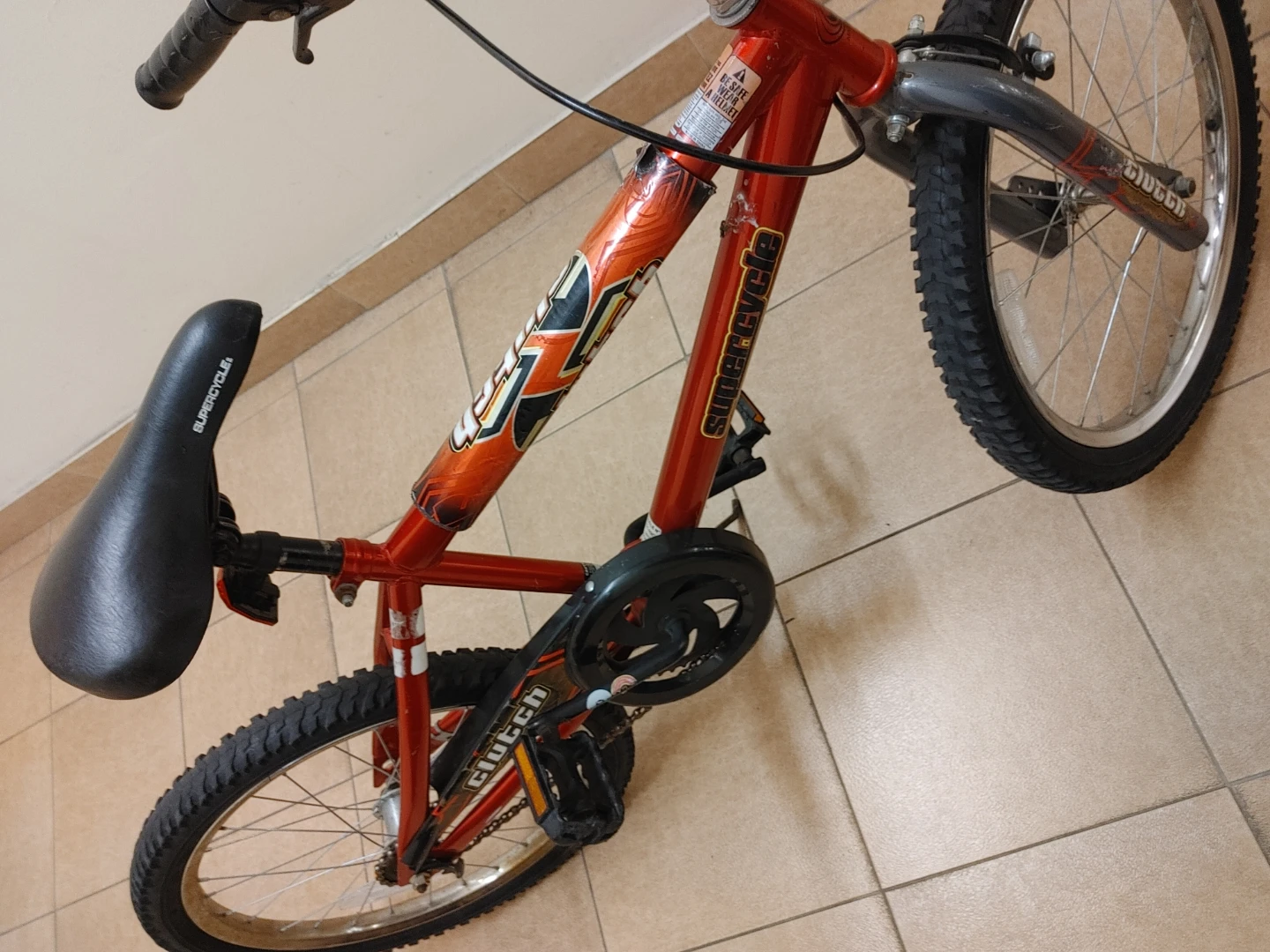 Red Clutch BMX Bike - photo 4