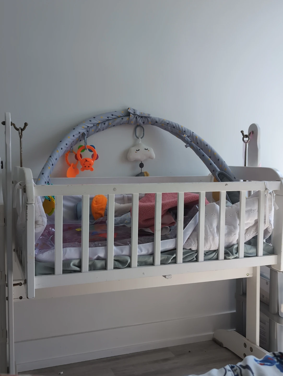White Wooden Baby Crib