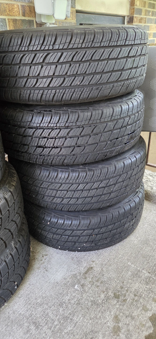 Set of 4 Adventz Tires - photo 2