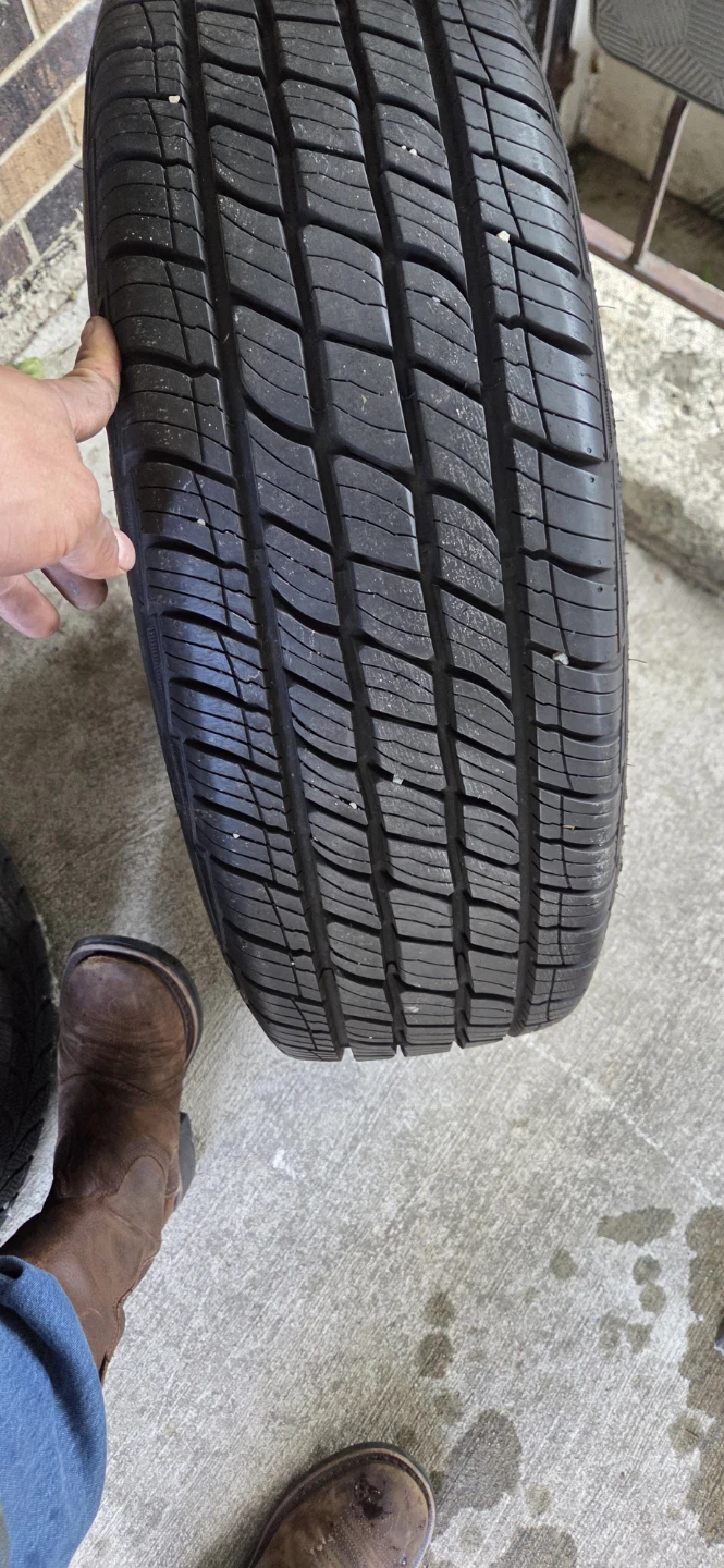 Set of 4 Adventz Tires - photo 4