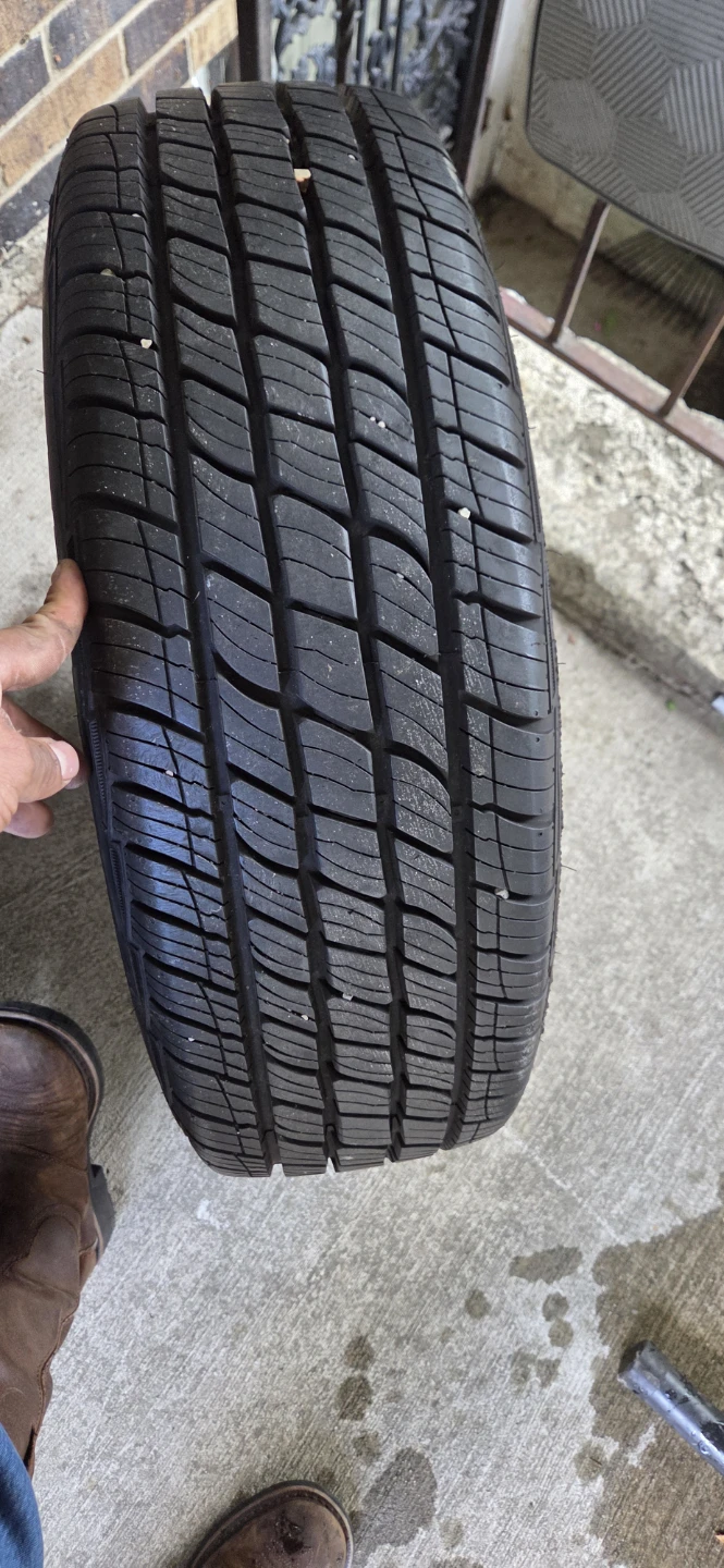 Set of 4 Adventz Tires - photo 5