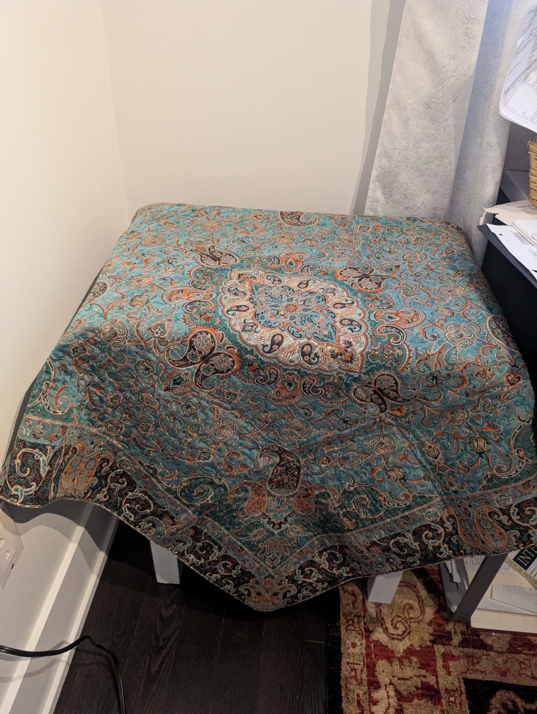 Decorative Table Runner/ cover - photo 3