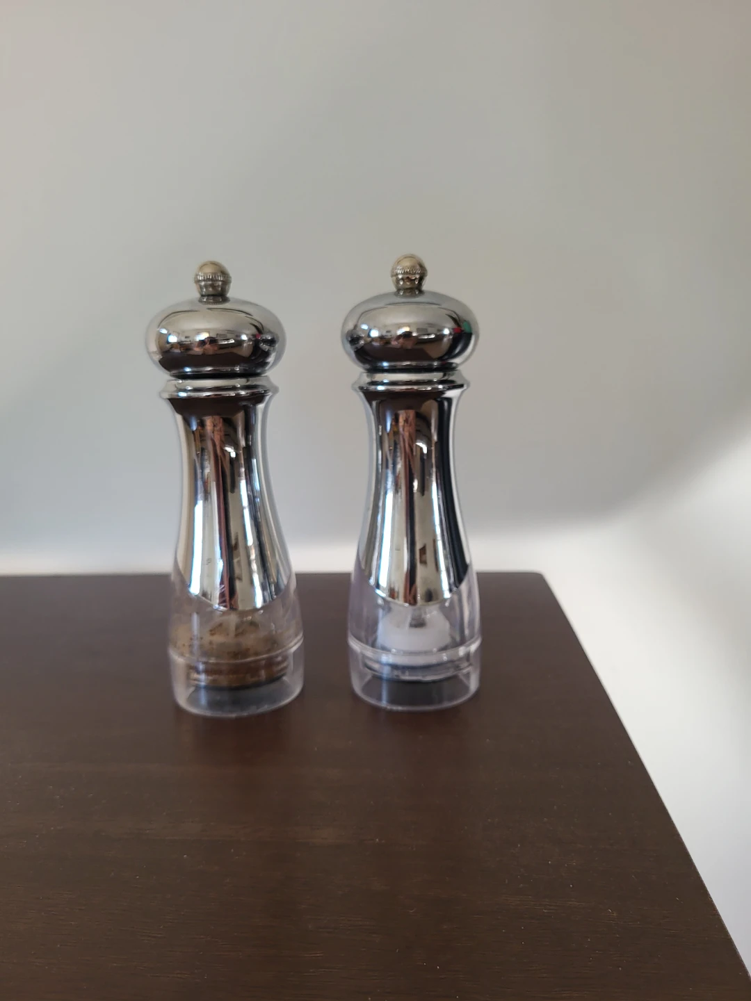 Salt and Pepper Grinder Set