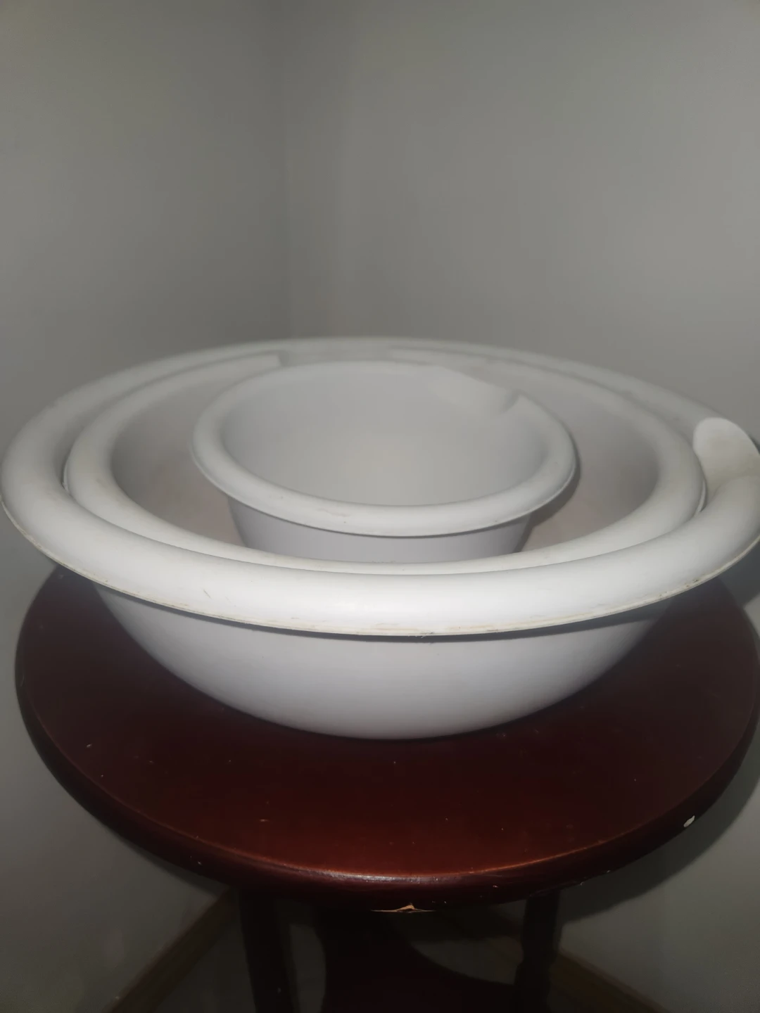White Mixing Bowl Set