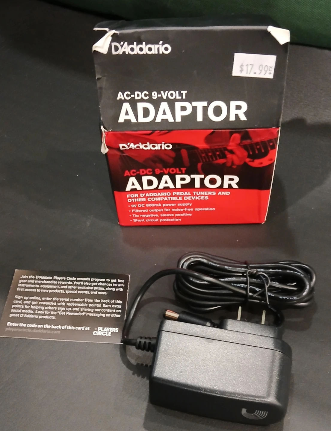 D'Addario 9V DC Adaptor for Pedals, etc. - photo 2