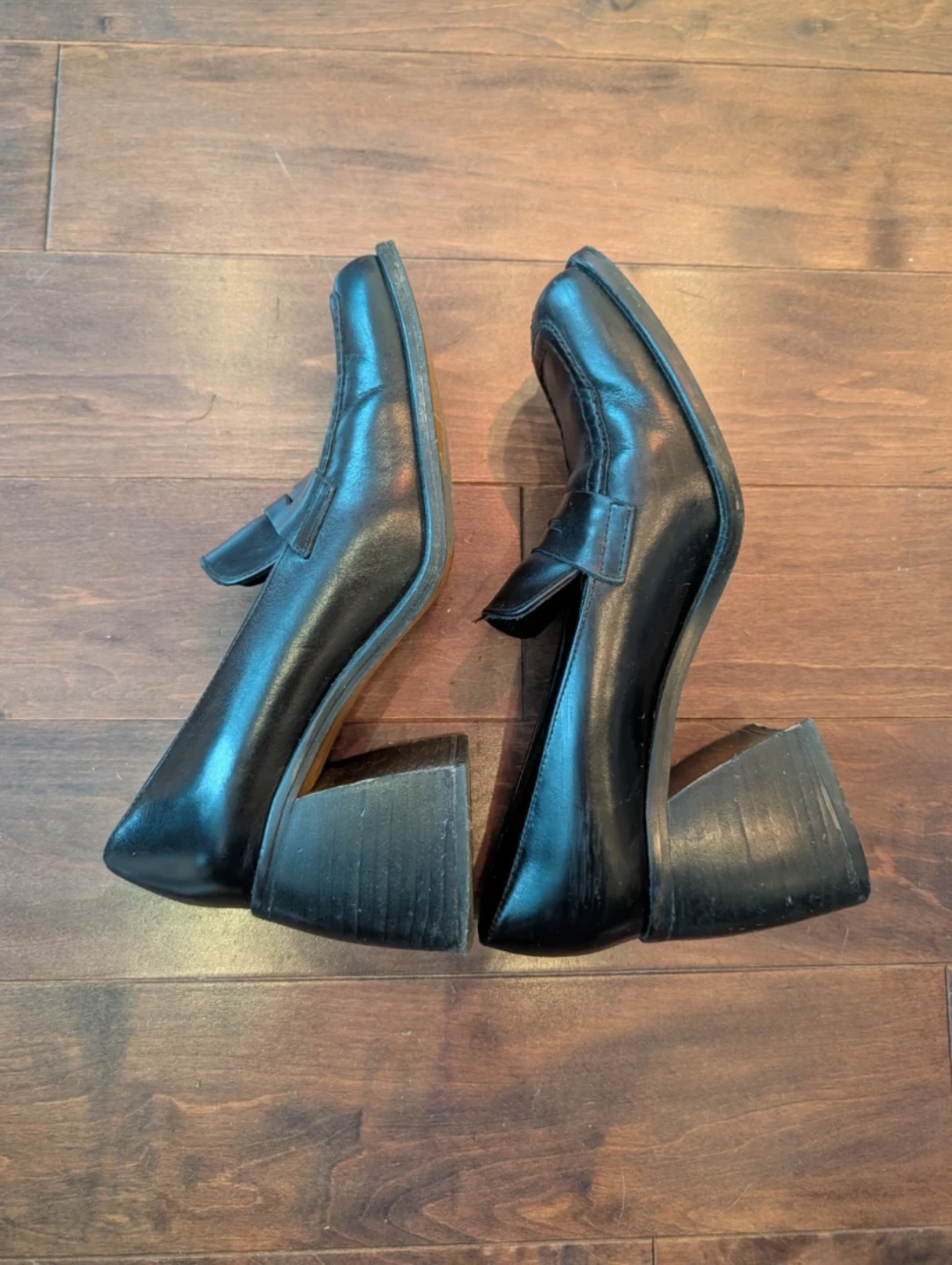 Genuine Leather Box Toe L'Intervalle Loafers - Size 38 - photo 3