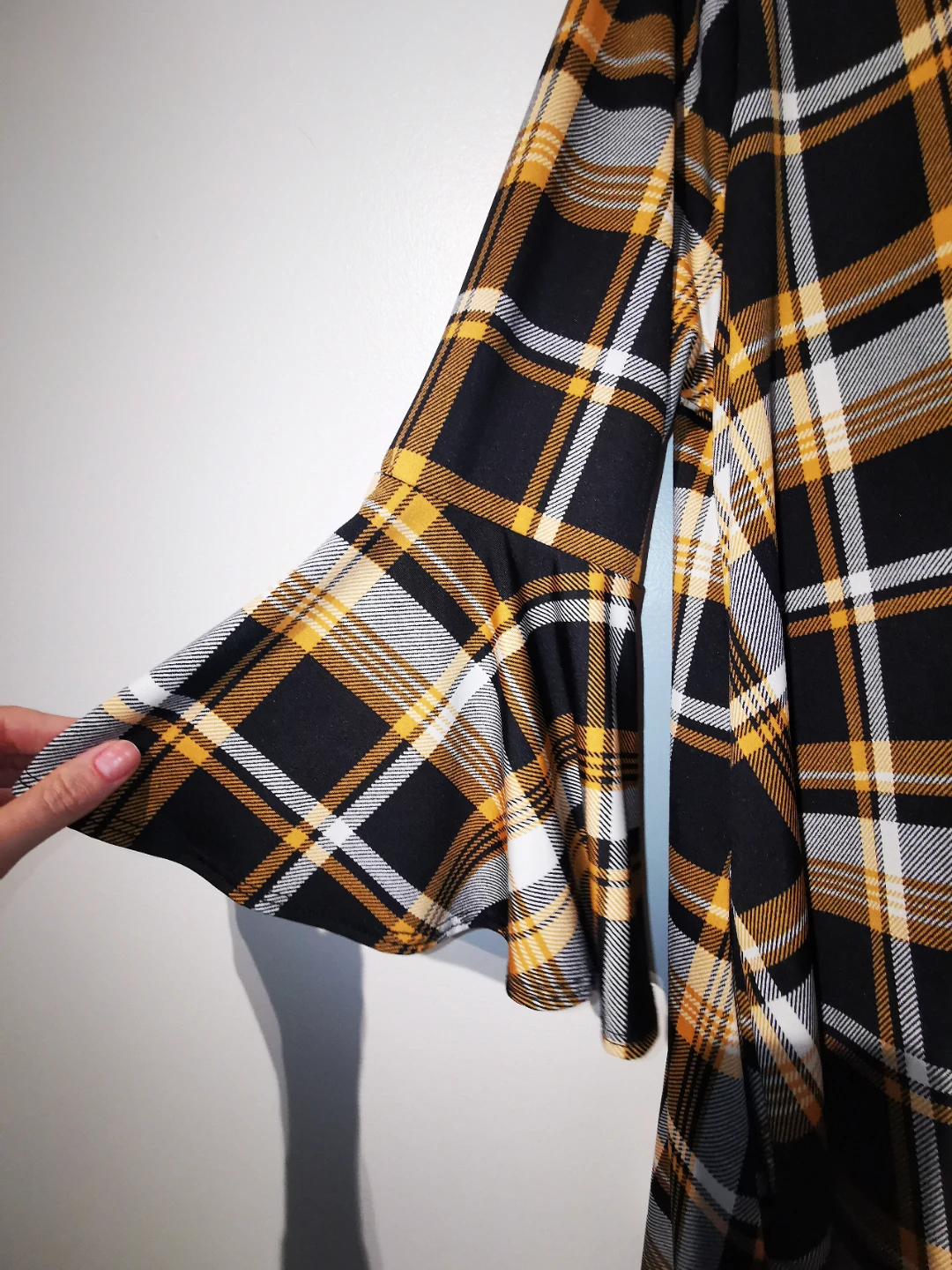 Lily Sky Plaid Bell Sleeve Top 1X - photo 3