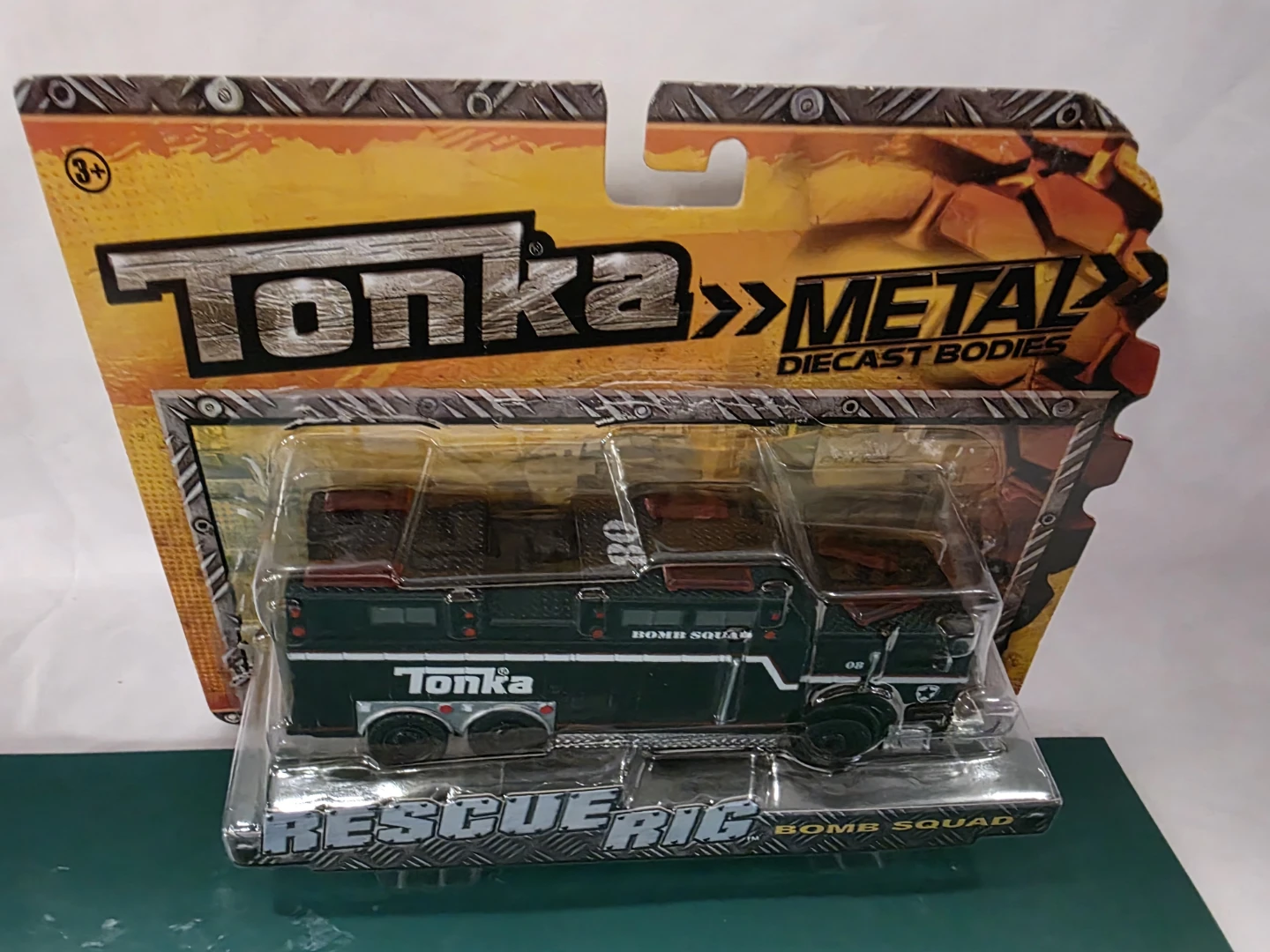 Tonka Metal Diecast Rescue Rig Bomb Squad Toy Truck