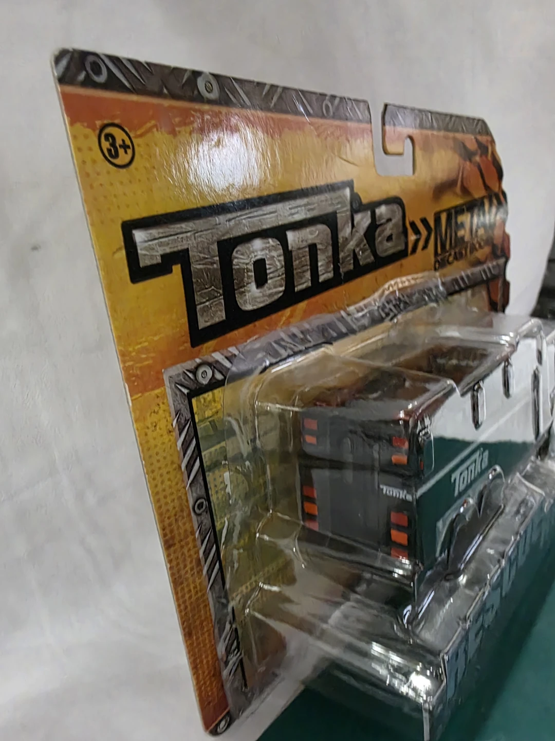 Tonka Metal Diecast Rescue Rig Bomb Squad Toy Truck - photo 4