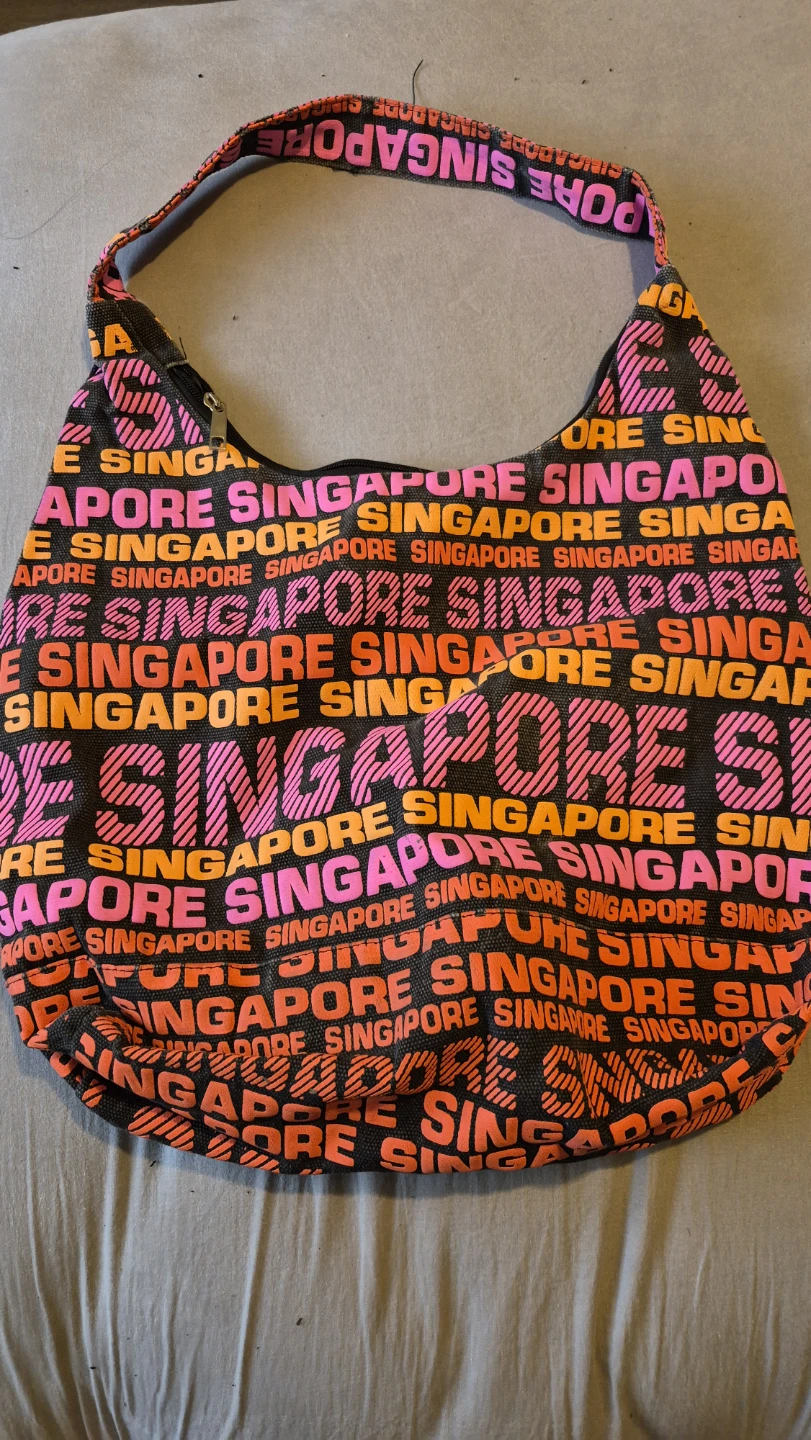 Singapore Graphic Print Shoulder Bag