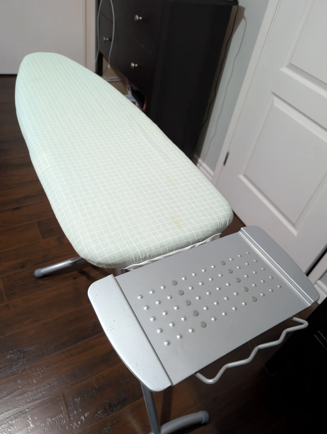 Ironing Board with Metal Tray ⚽
