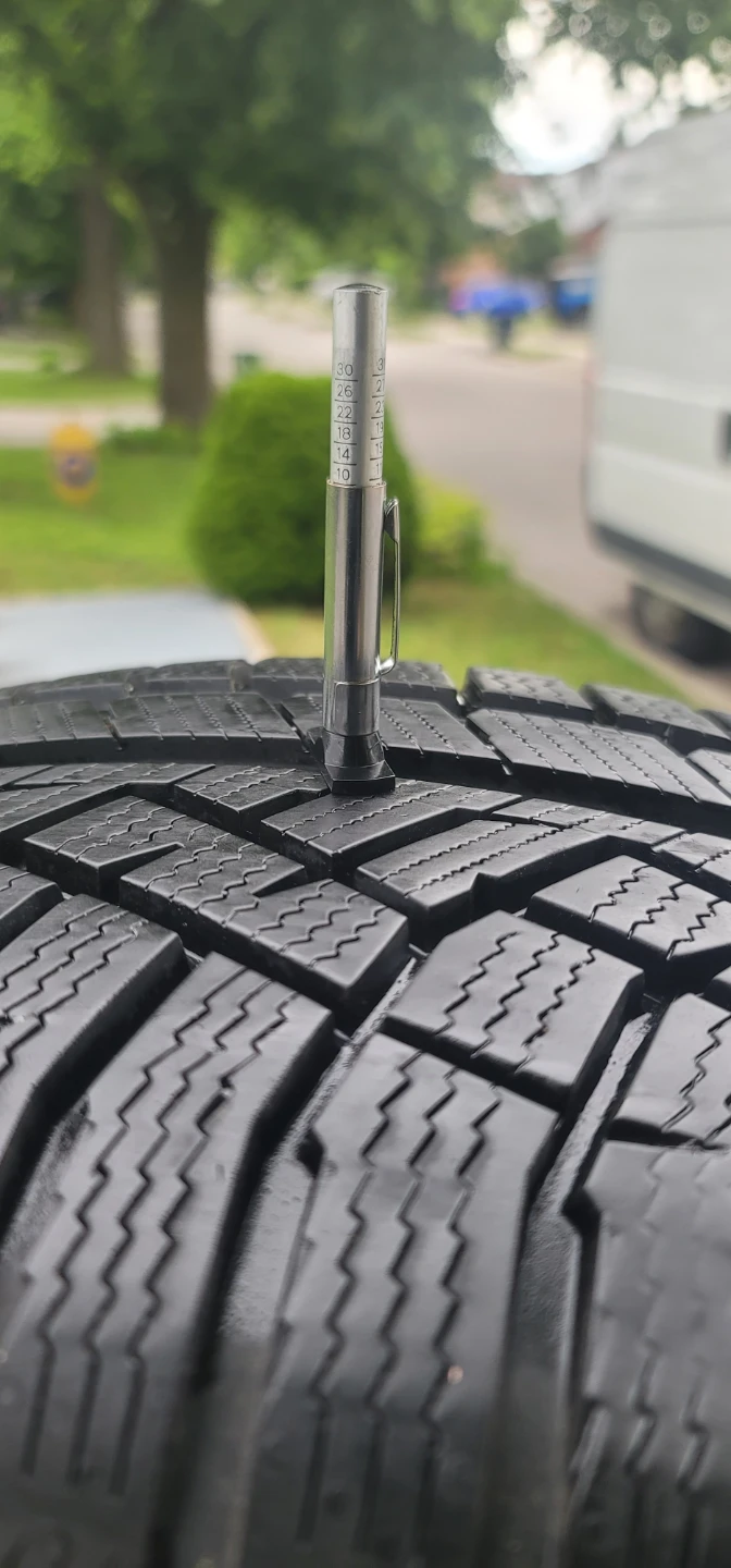 Nokian Remdy WRG5 SUV 255/65R18 Tires (Set of 4) - photo 2